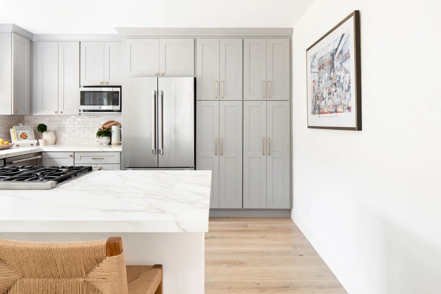 Cabinetry paint is one of the foundational characteristics of a kitchen. It evolves with every ray of light and every angle of the space. We guide you to a choice that not only embraces these nuances, but endures beautifully-  because a timeless kitc