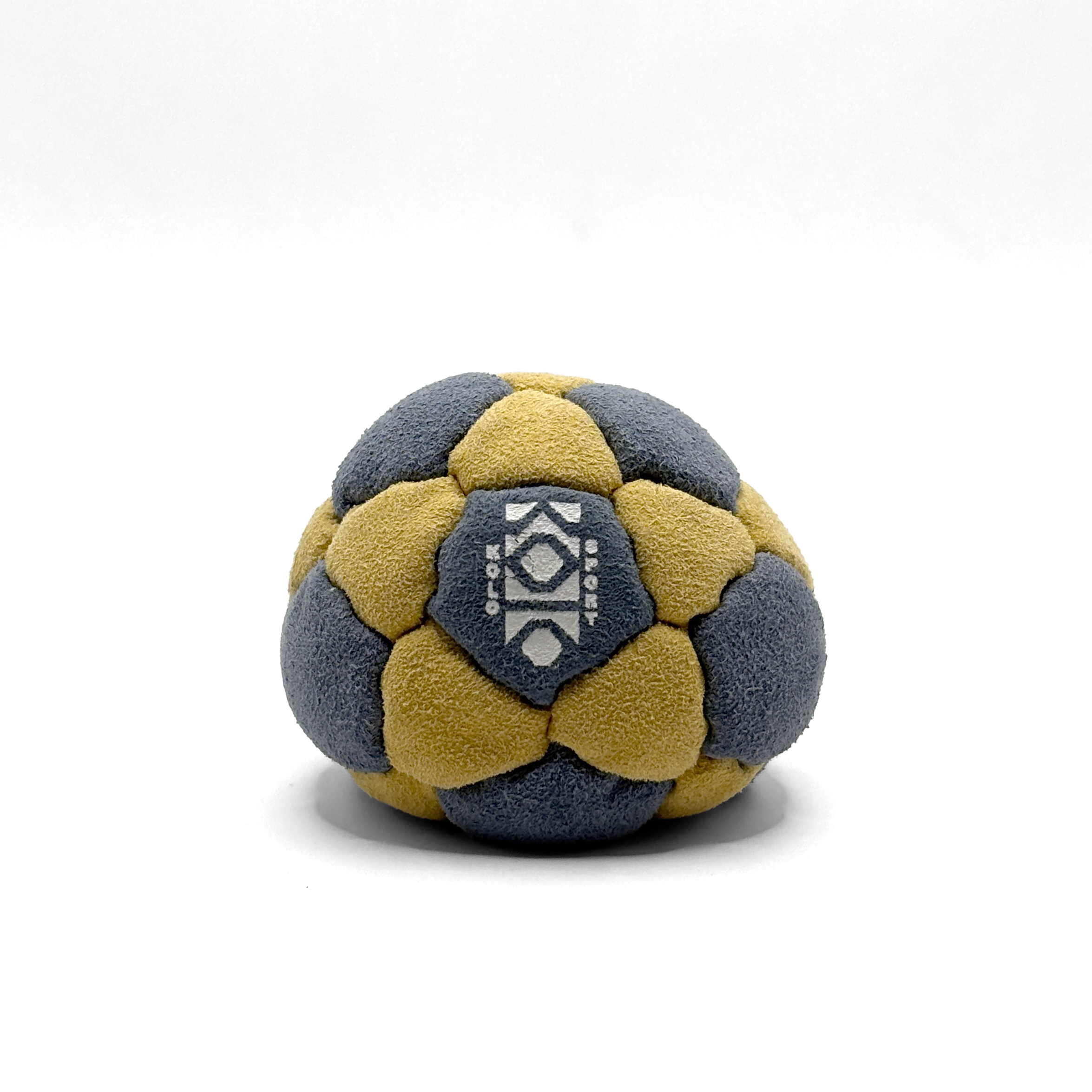 GOLD AND GREY FF 32 BACK.png