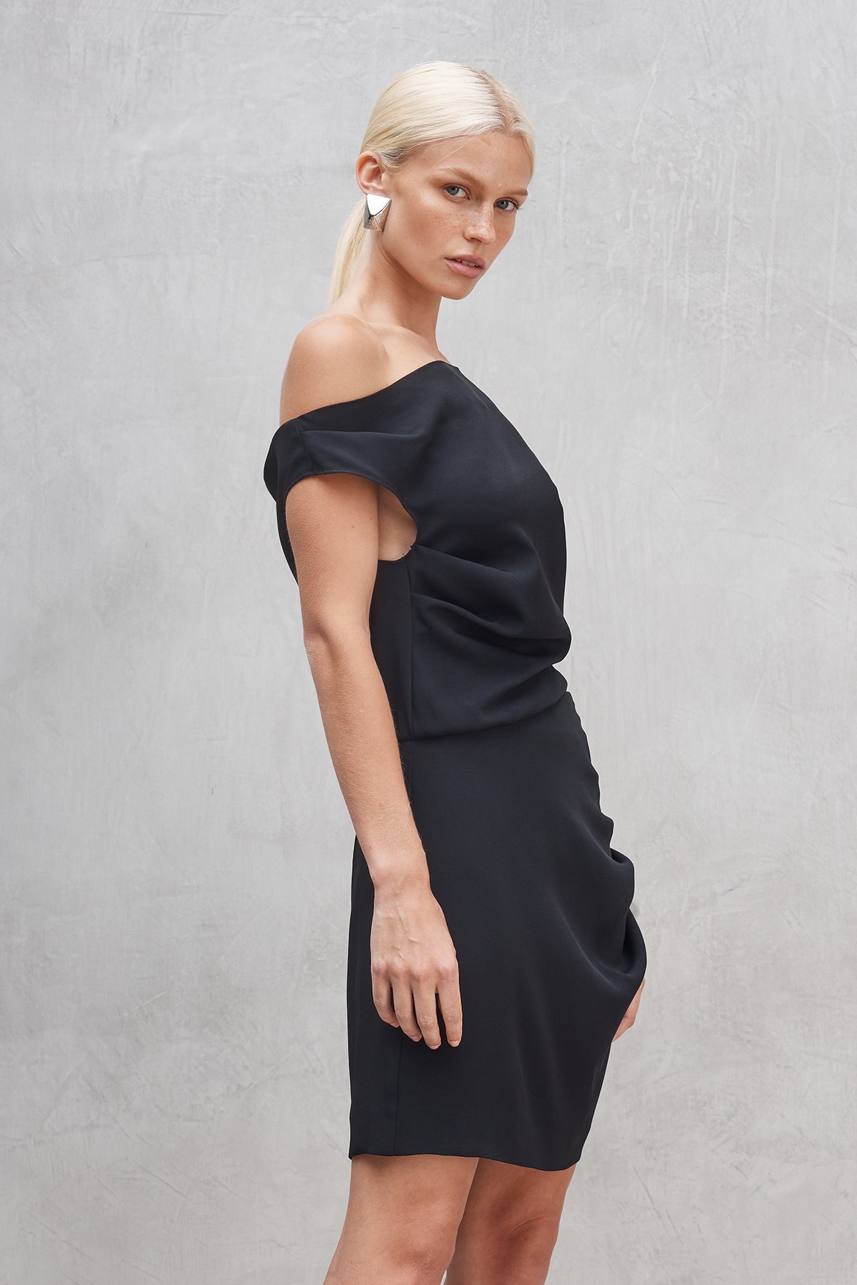 LeniAliStudios_20240314_SofiaIrina_AnaaliseShoot_01_ECOM_3166.jpg