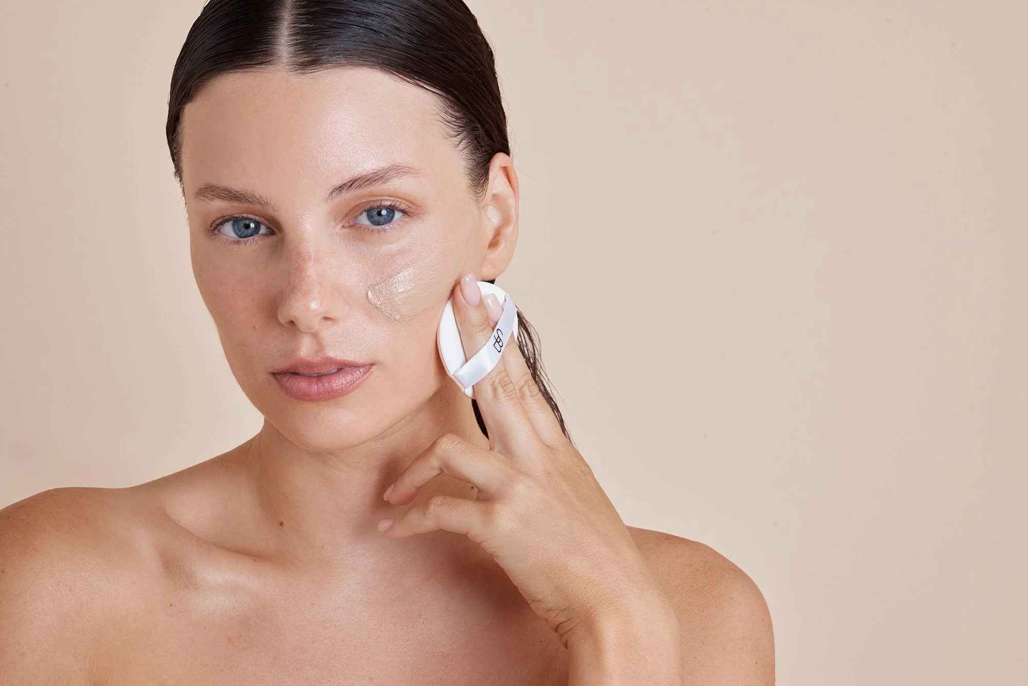 LeniAliStudios_SecondBaise20240223_TrueDermal_Clinic_Camapign4596.jpg