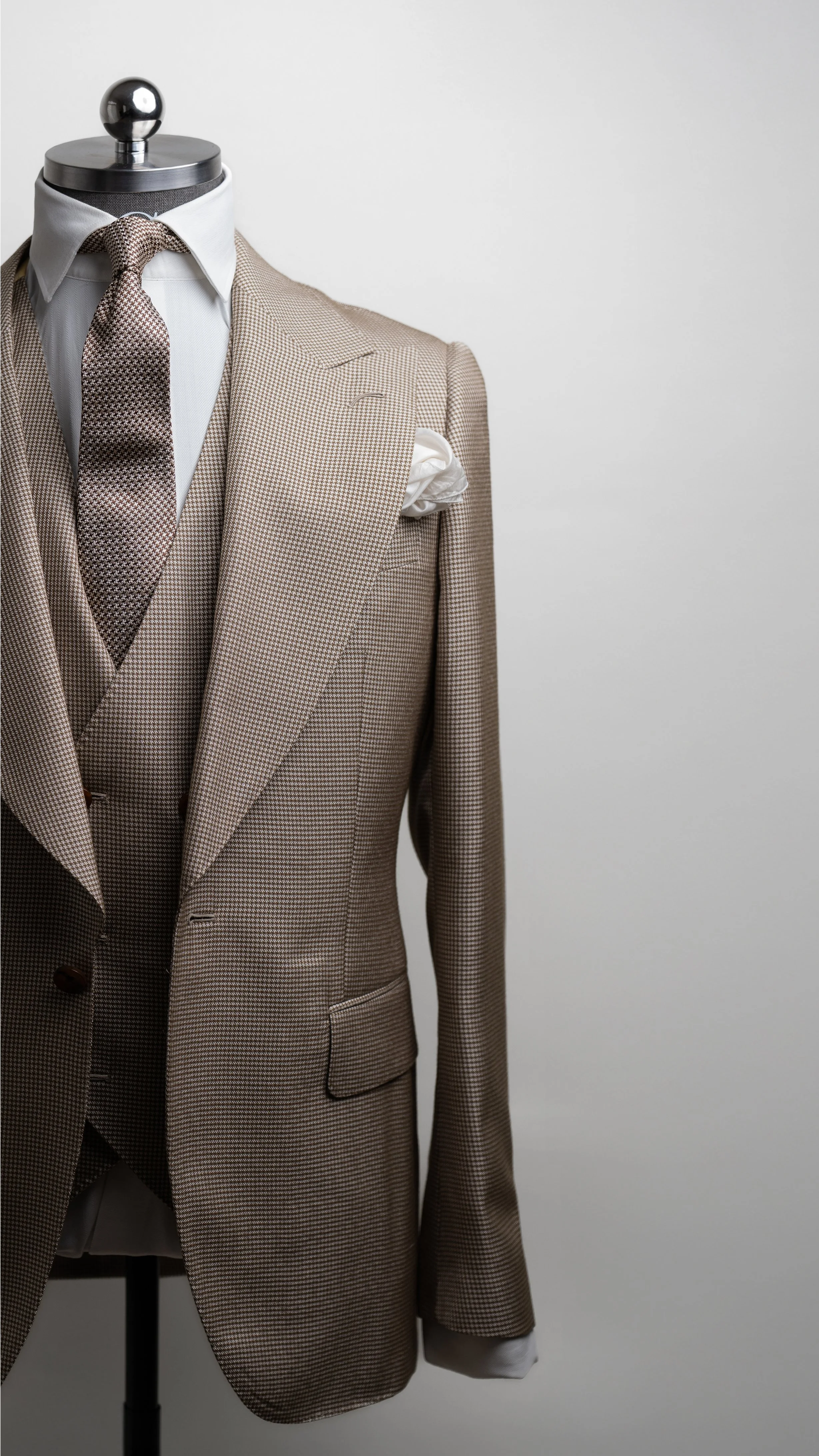RC Brown Houndstooth Three-Piece Suit