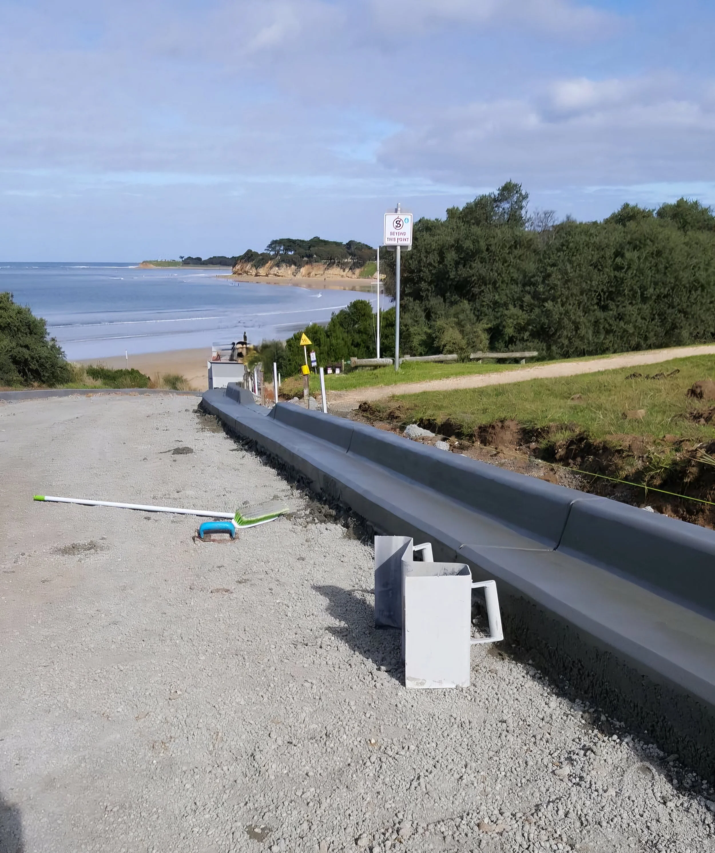 Top Kerb and channel contractors Victoria. Leading slipform contractors Victoria.  Civil concreting works. Kerb and channel contractors, Geelong Victoria. Civil construction company Geelong