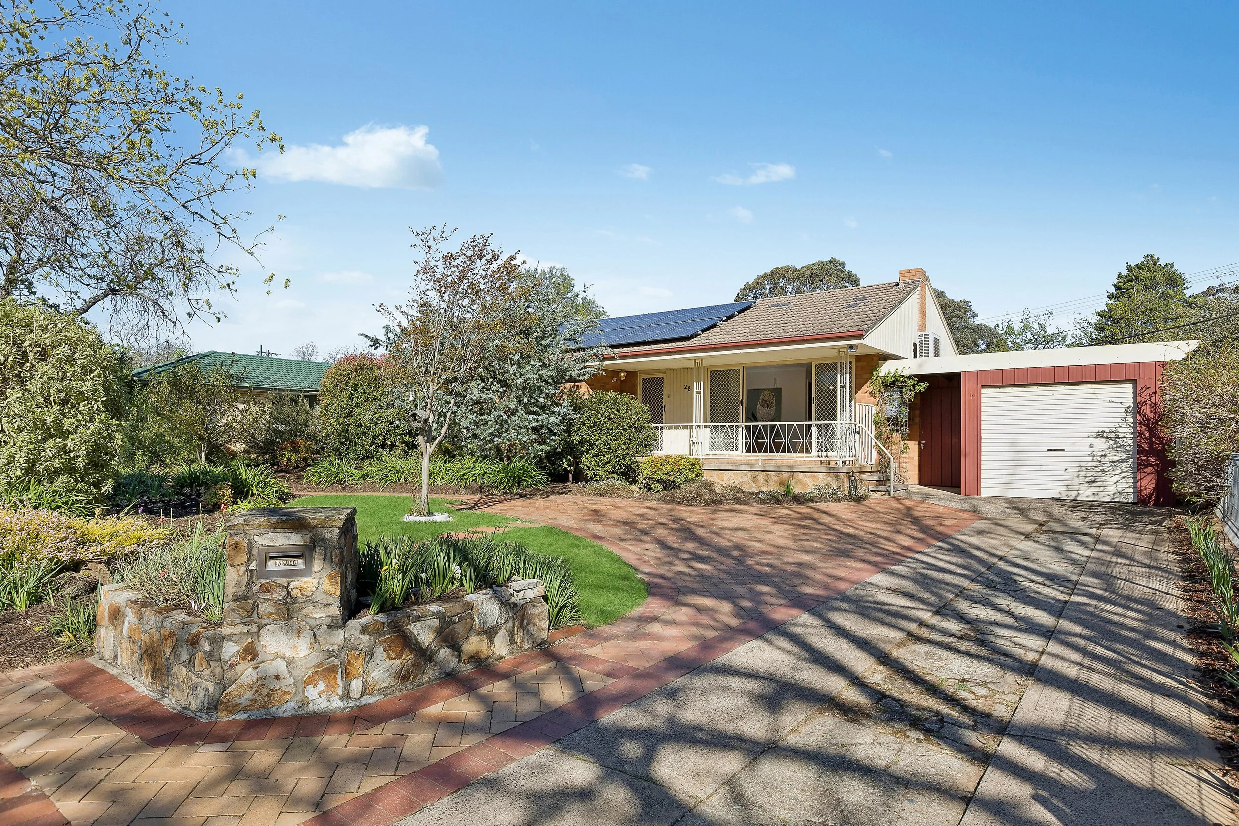 Facade Front (4).JPG