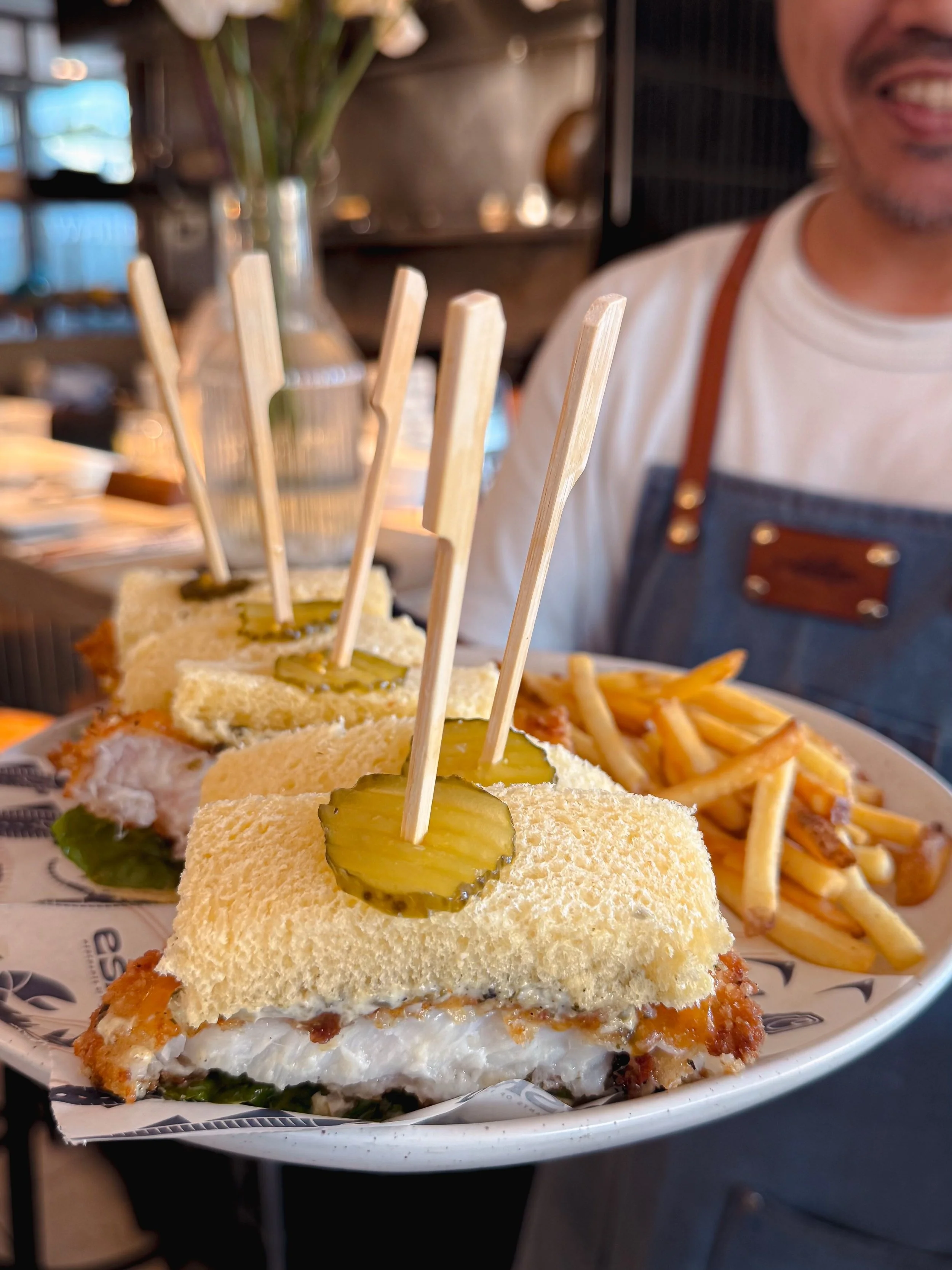 SANDO + TRUFFLE FRIES.

Crispy Red Emperor. Nori tartare. American cheddar. Pickles. Soft brioche.

Saturday lunch sorted. Walk-ins welcome.