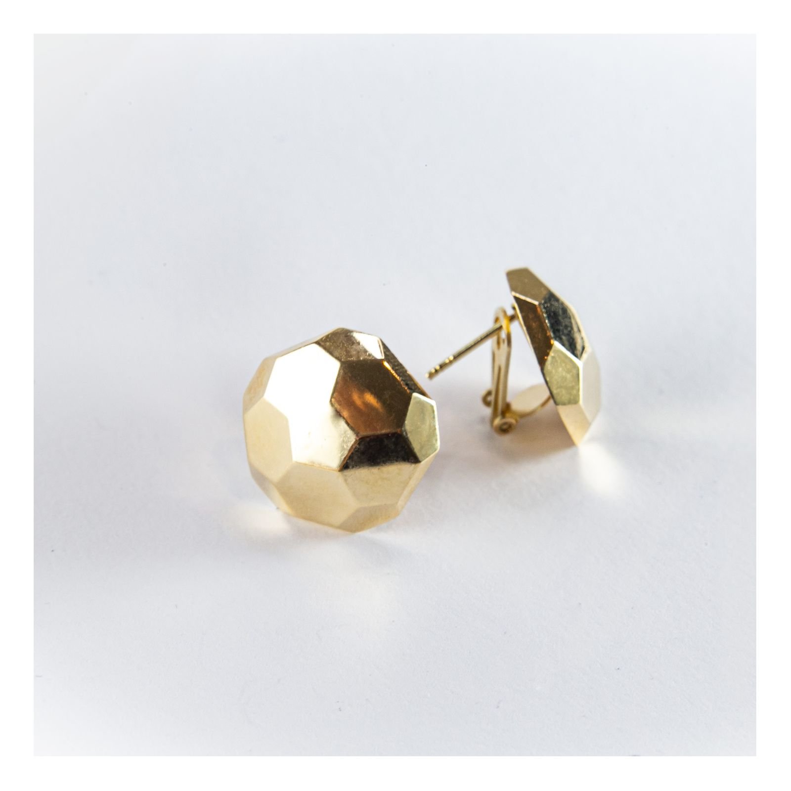 Aretes Facetados