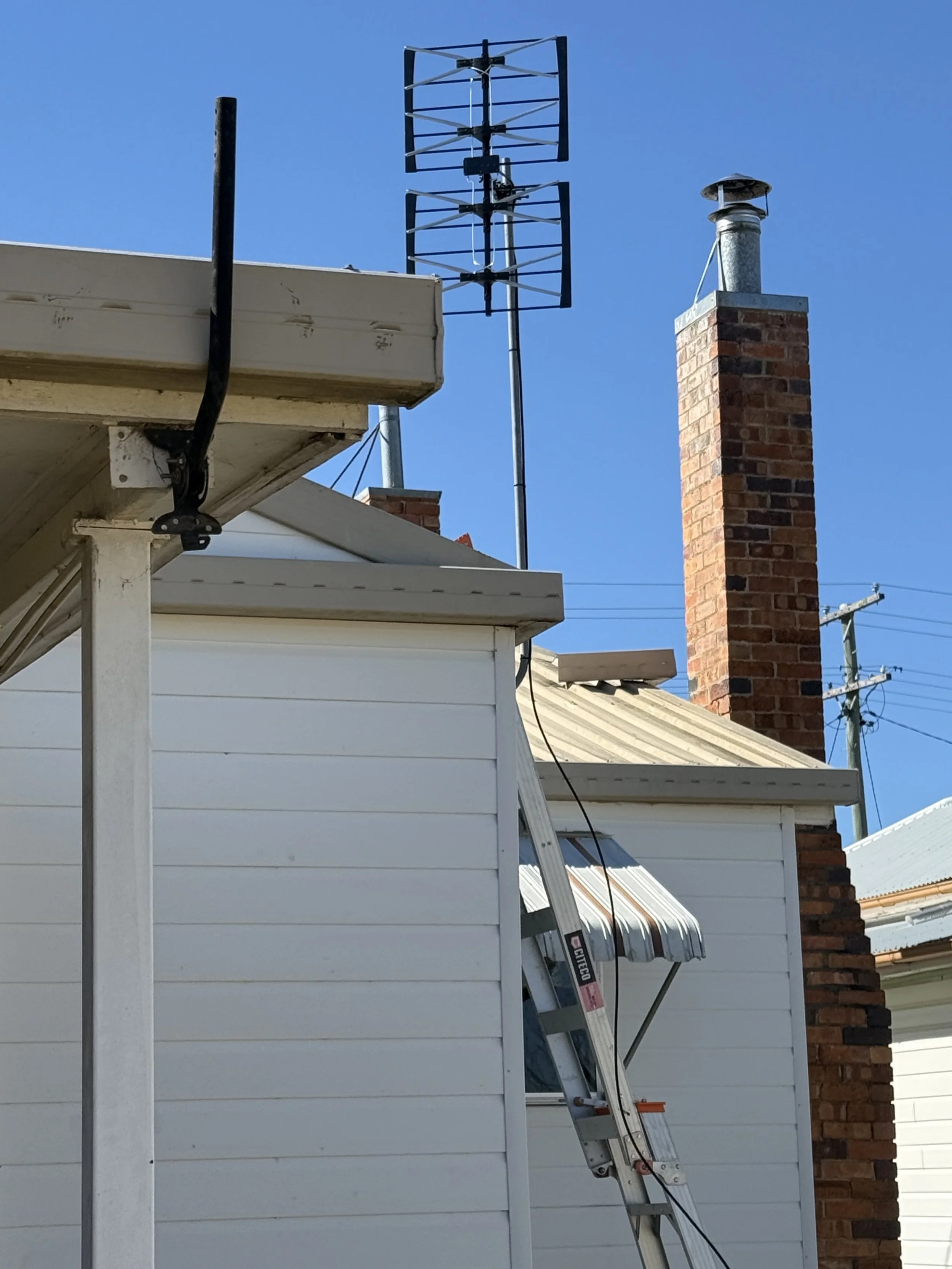 Tv Antenna Installation and maintenance for homes and rural properties across Queensland and Northern NSW.
