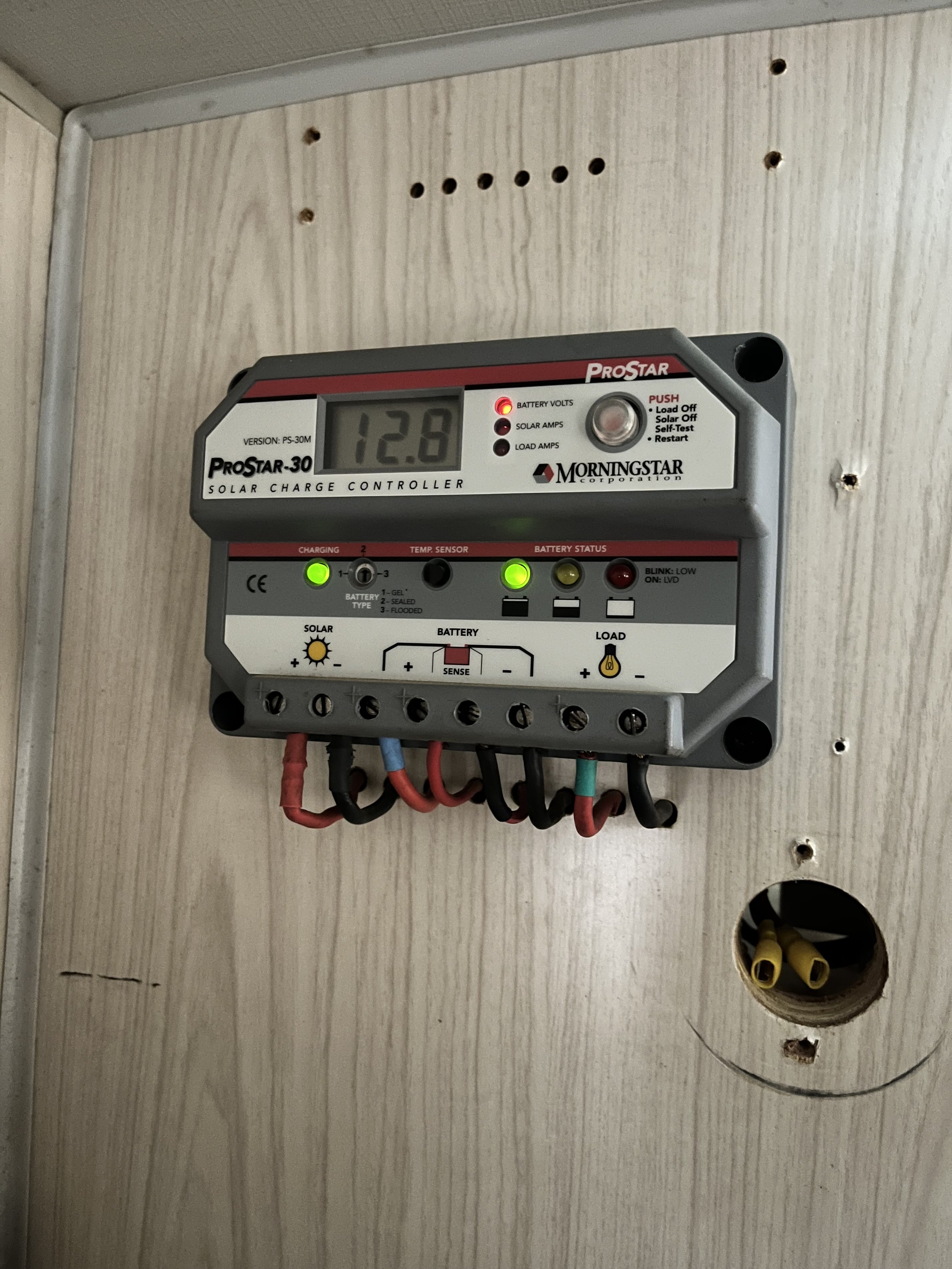 12 - volt electricial system fault finding and repairs.