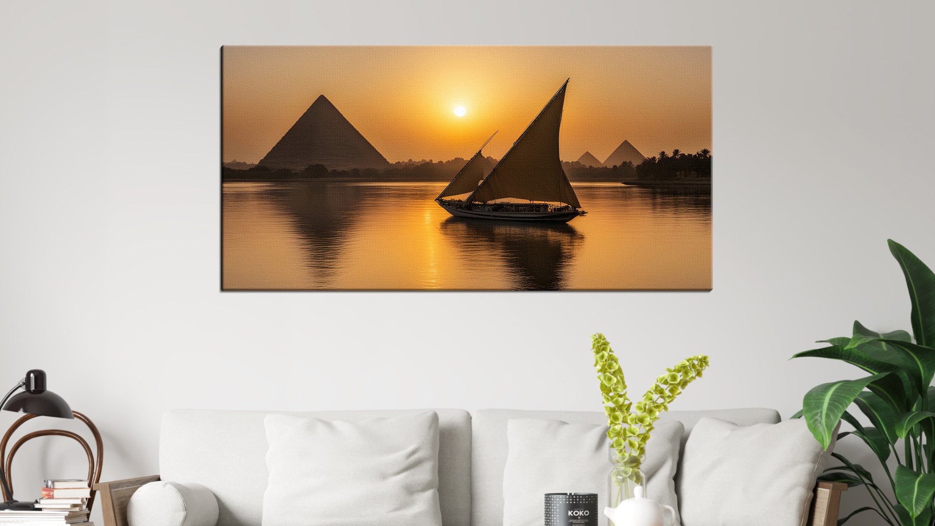 5200071PSLivingRoom.jpg