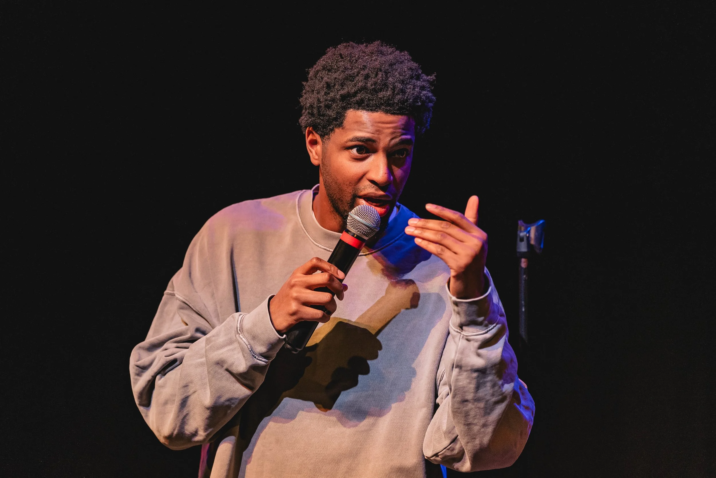 LAAKTHEATER-COMEDY LOUNGE-006.jpg