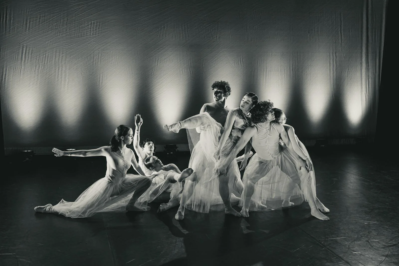 240422 _ DUTCHDONTDANCE - 009.jpg