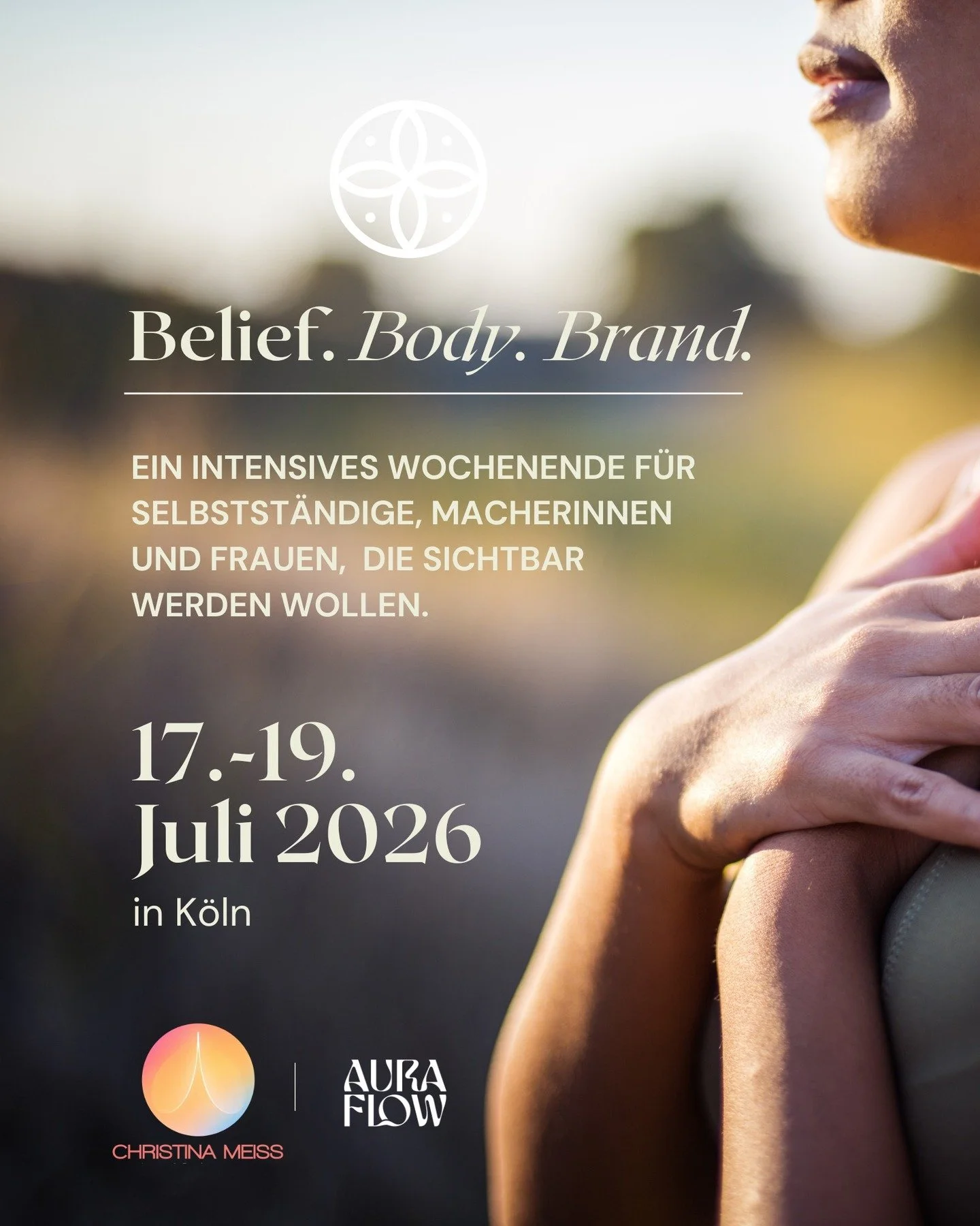 ✨ Belief. Body. Brand. ✨
Ein Wochenende f&uuml;r Frauen, die nicht einfach nur sichtbar werden wollen, sondern sich endlich echt zeigen m&ouml;chten.

Vom 17.&ndash;19. Juli 2026 in K&ouml;ln begleiten wir dich auf einer Reise zur&uuml;ck zu deiner K