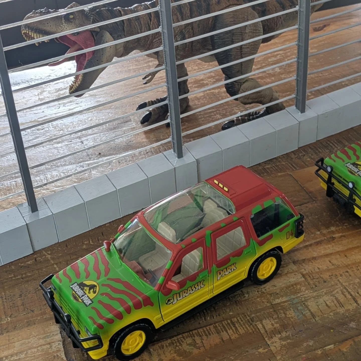My modular Jurassic Park paddock fence kit (Large).

These kits are designed to sit on shelf dioramas, so can have extra uprights and base sections added to or taken away depending on the space available. The 'wires' of the paddock fencing are 3mm Ac