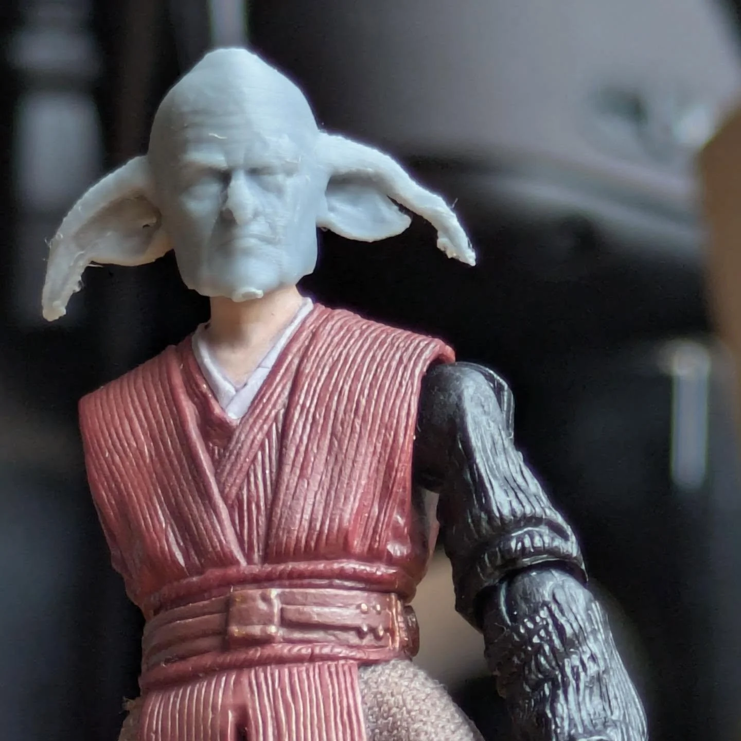 3.75" scaled Evan Piell head. 

This was the quick sizing prototype to test the peg hole and head were the right size before resin printing.

This head goes straight onto the VC PadawAnakin body..with a bit of brown dye to the torso and belt and