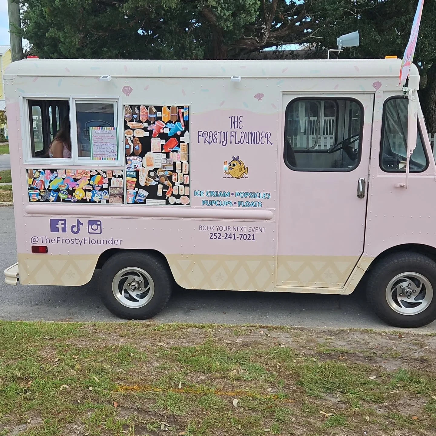 I'm at the Morehead City Curb Market today,  and I hope I make enough to cover what I'm about to spend @thefrostyflounder !