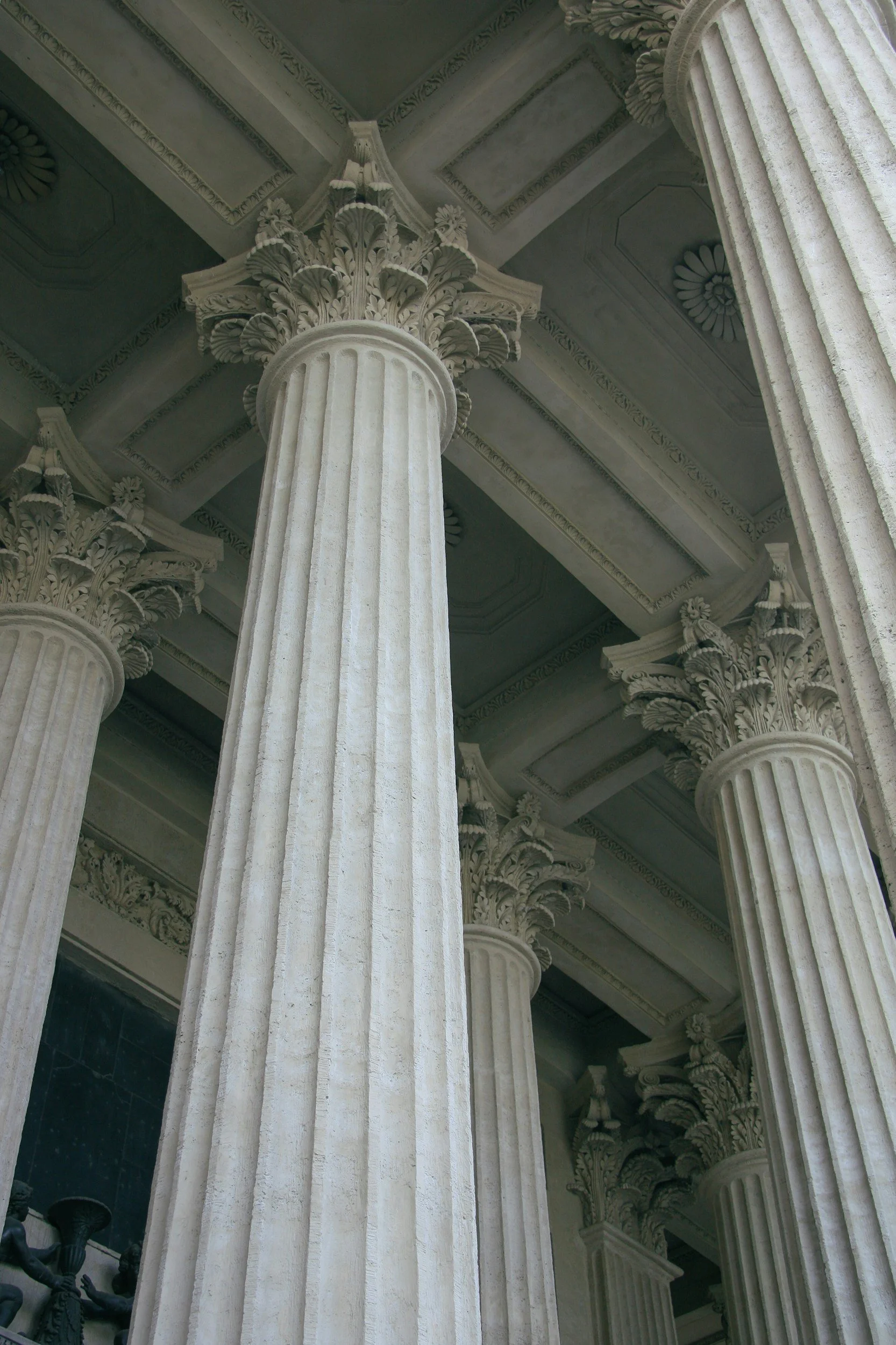 Museum Columns