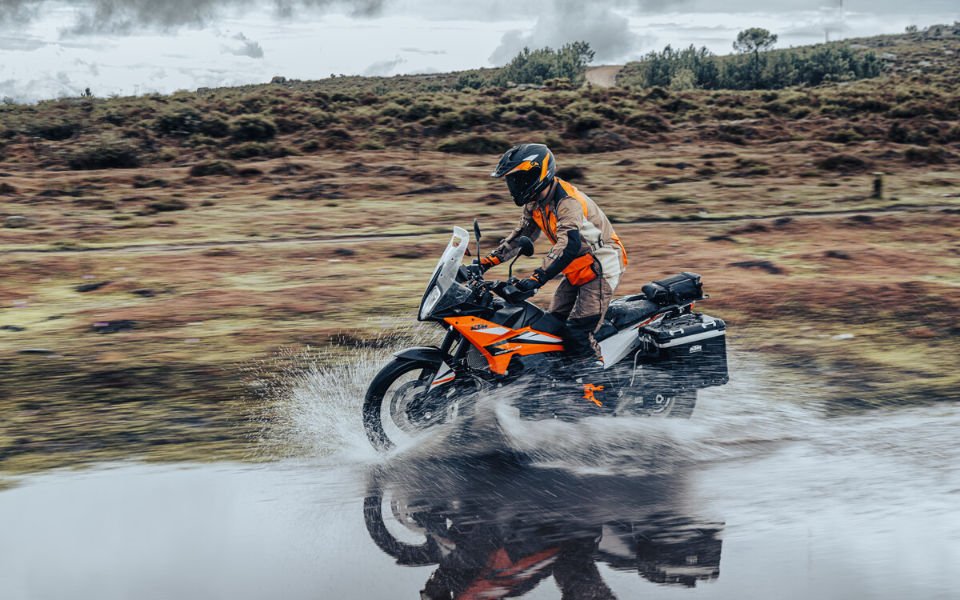 ktm_890_adventure_8.jpg