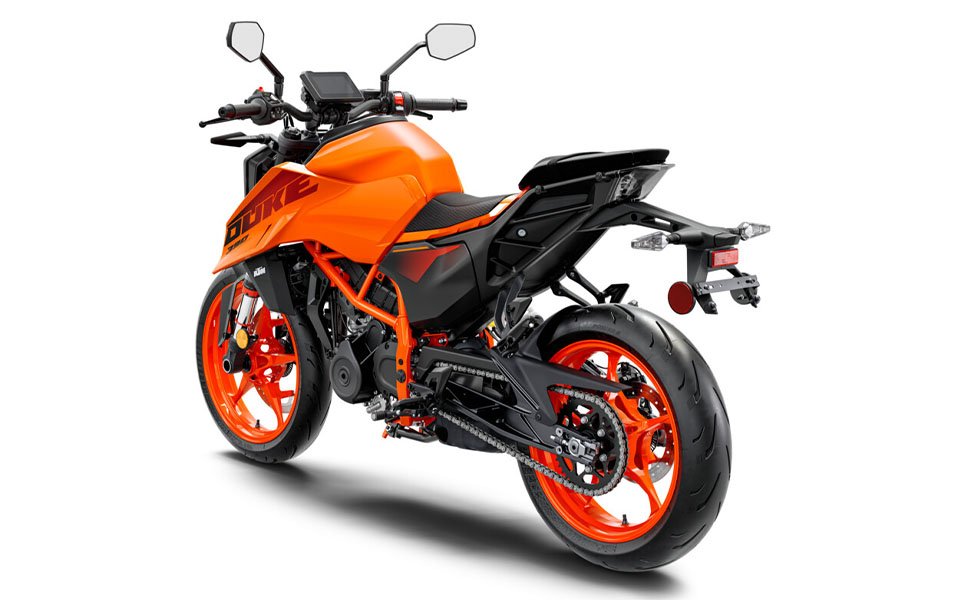 ktm_390_duke_3.jpg