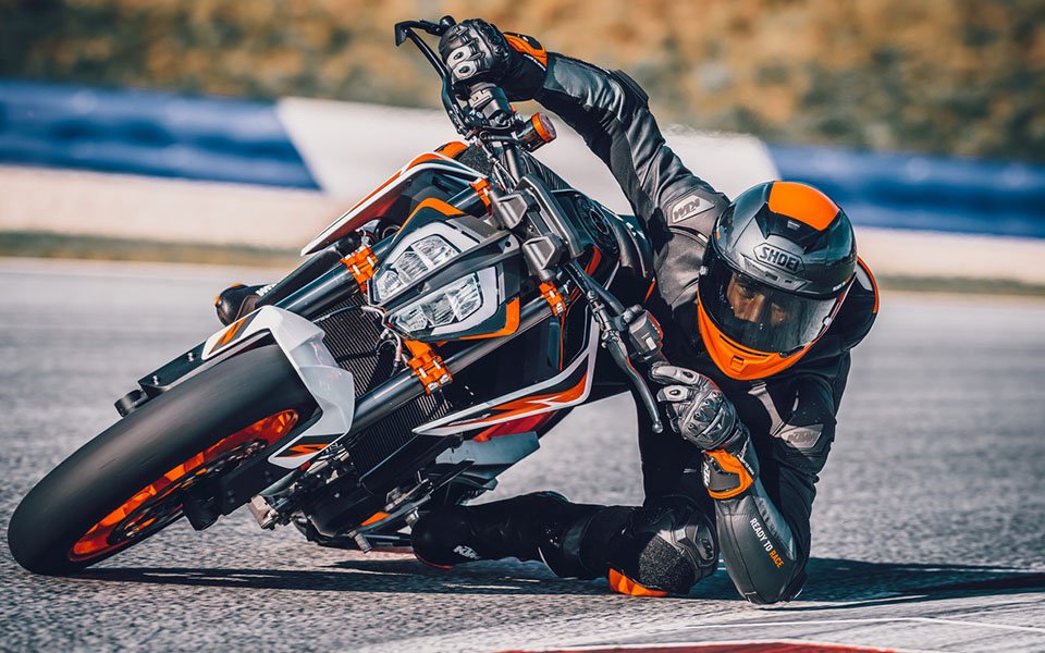 ktm_890_duke_r_7.jpg