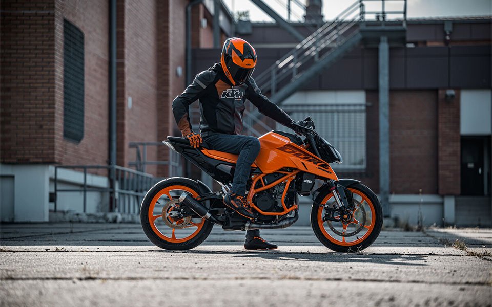 ktm_390_duke_10.jpg