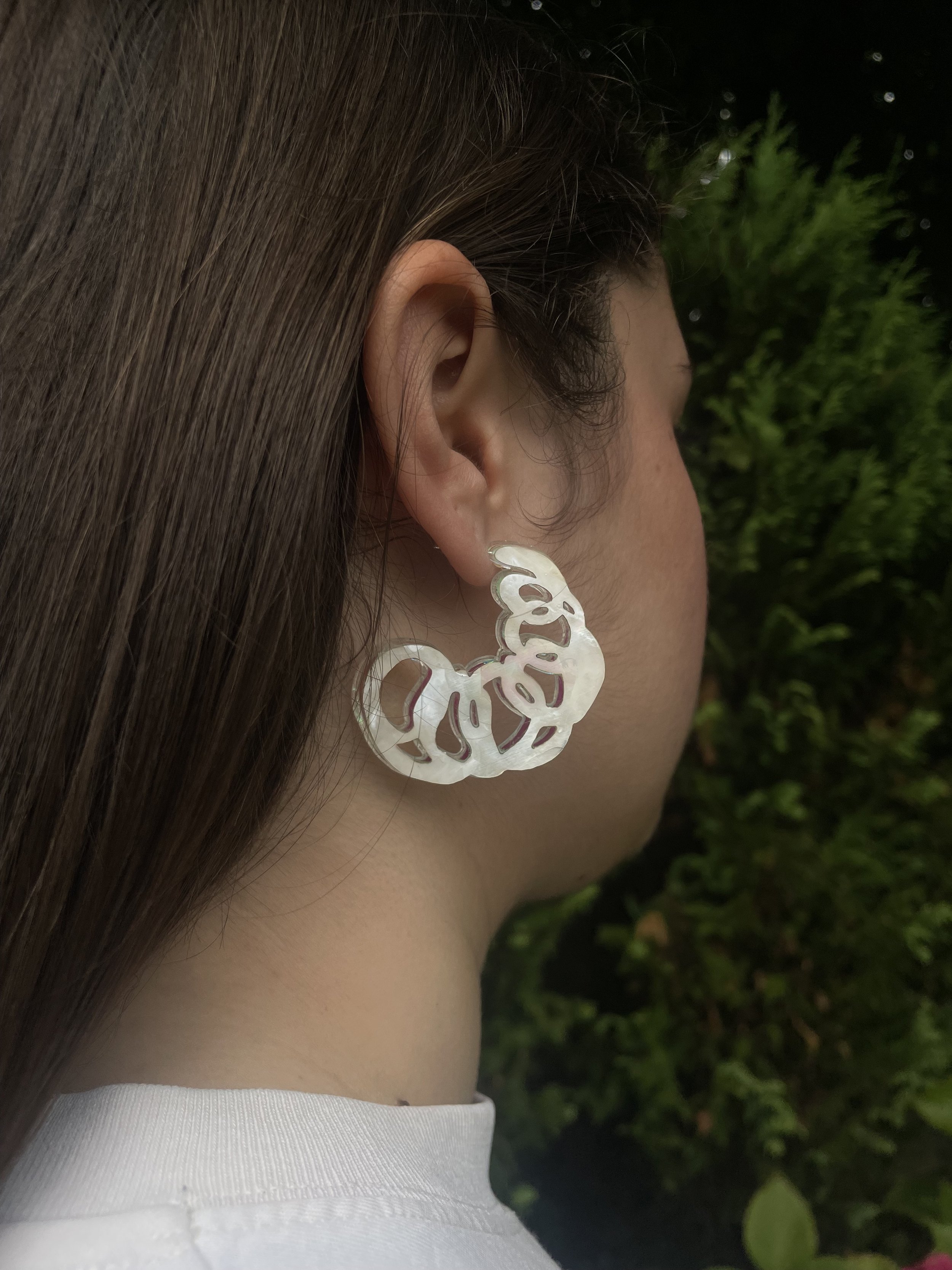 Loop White Mother of Pearl Hoops