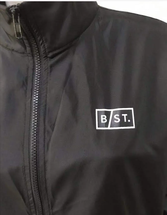 jacket collar.jpg