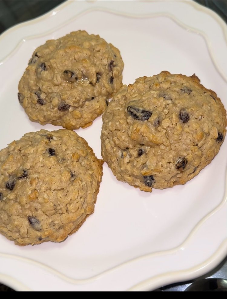 Oatrageous Raisin - Oatmeal Raisin