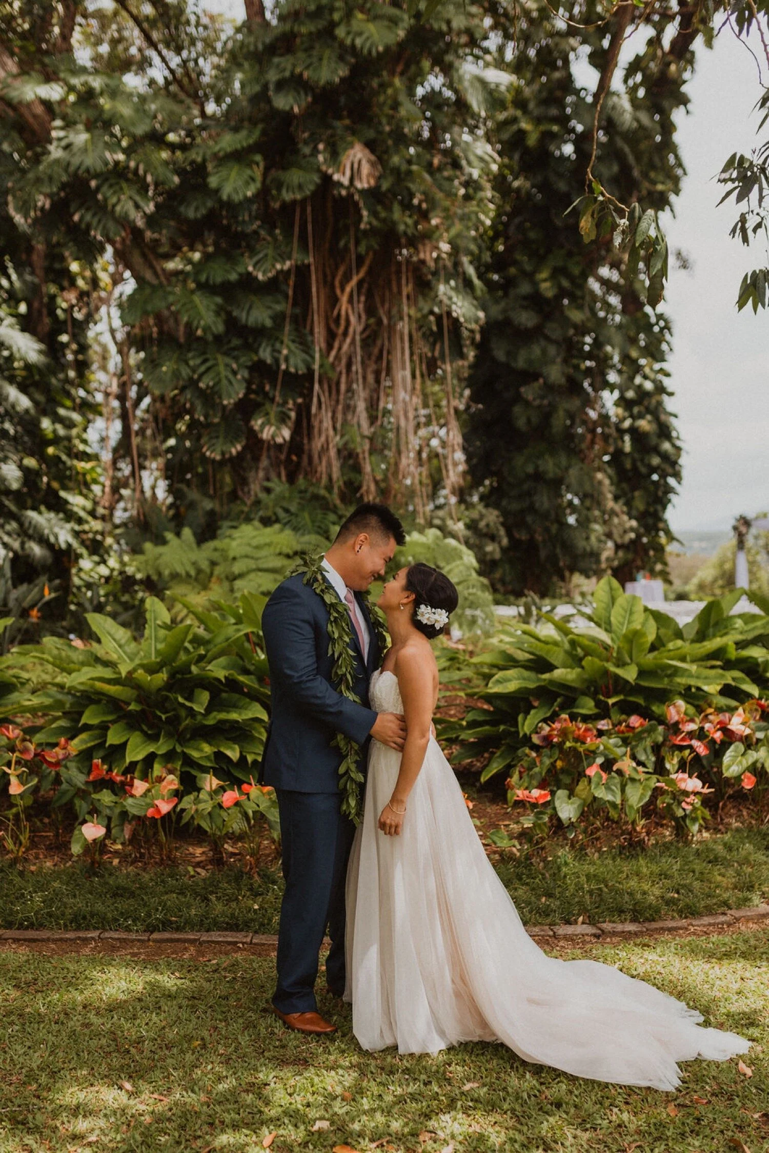 Sunset ranch hawaii wedding 60 photos - Astyledwedding.com