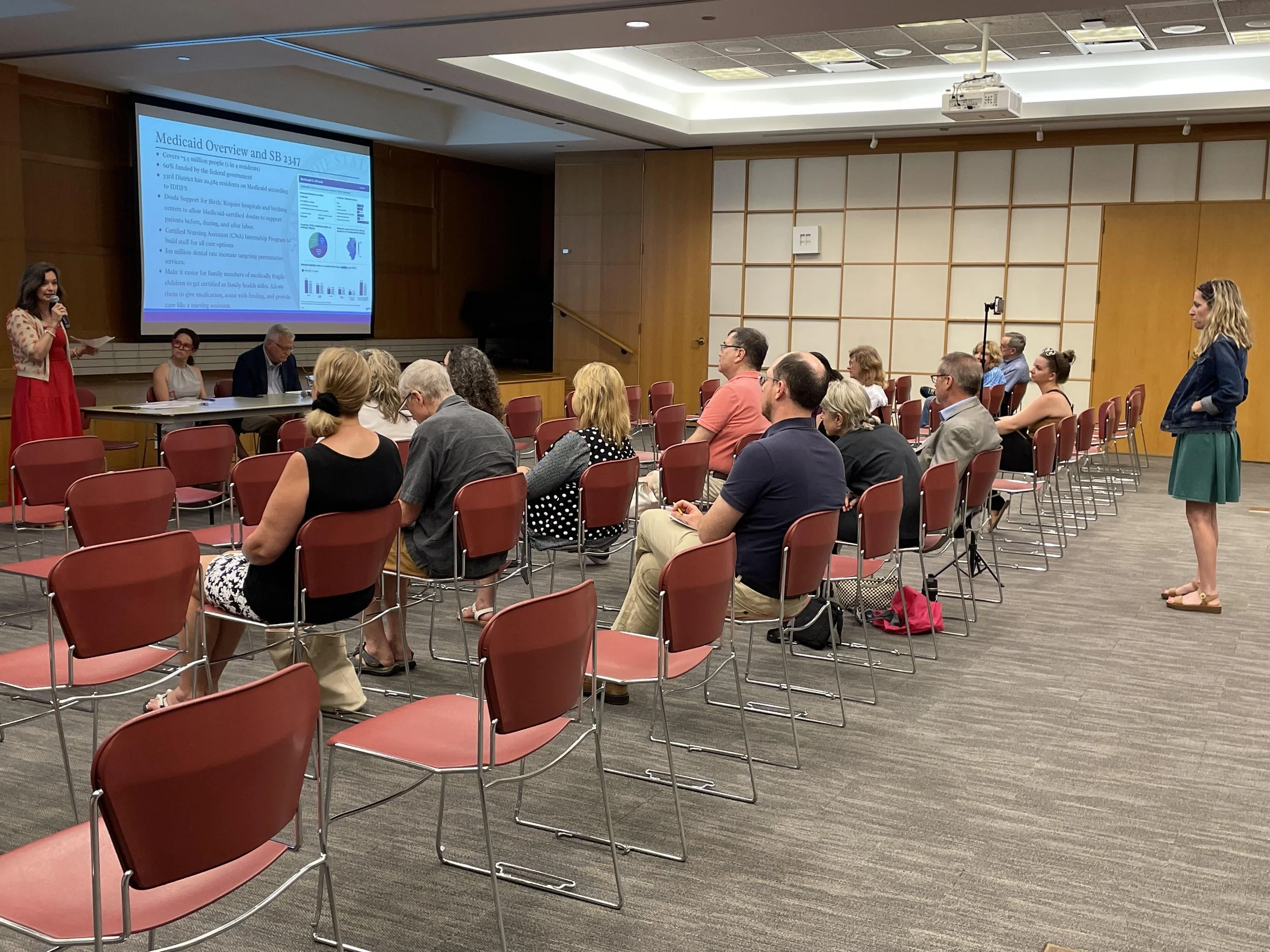 Arlington Heights Memorial Library Town Hall