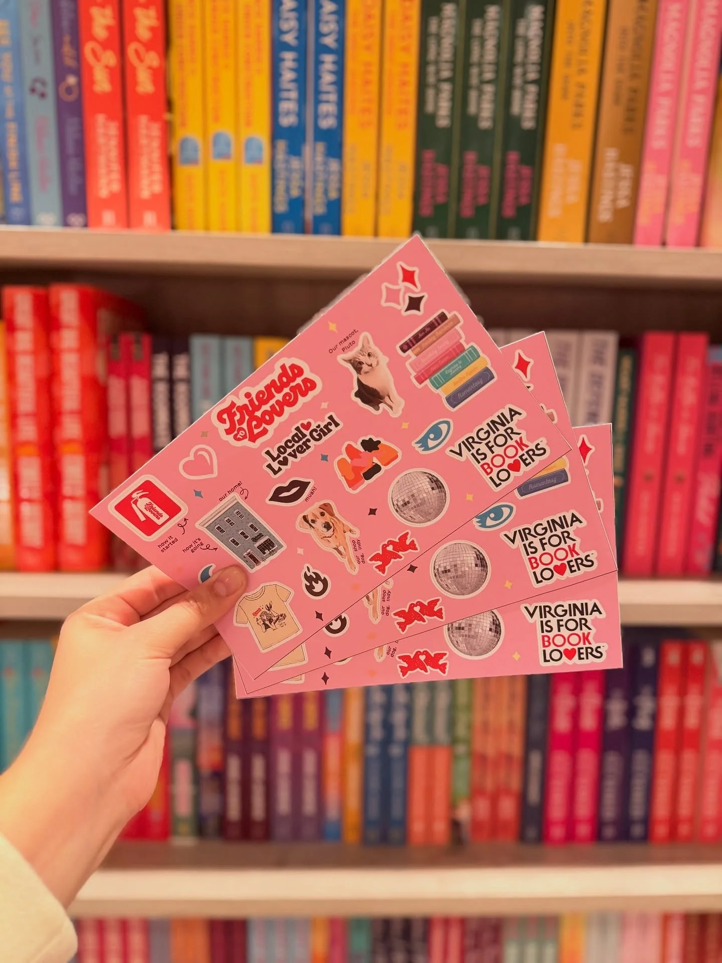 ✨ Anniversary Exclusive Merch Sneak Peek ✨
We cannot wait to welcome y&rsquo;all tomorrow and celebrate with you! 💘📚
Get ready for the cutest limited-edition goodies&hellip; and don&rsquo;t forget, our bouquet workshop is this Sunday with @oldtownf