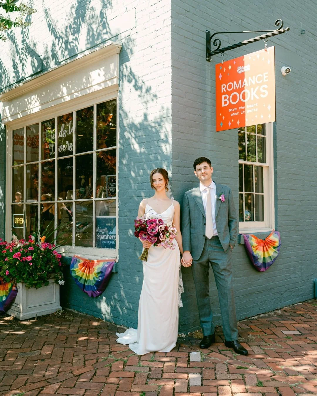 Love looks pretty on you 💐✨
These gorgeous wedding photos were taken right outside our store, and our hearts are absolutely melting. We&rsquo;re so grateful to be even a tiny part of your love story 🩷 moments like these remind us why we built this 