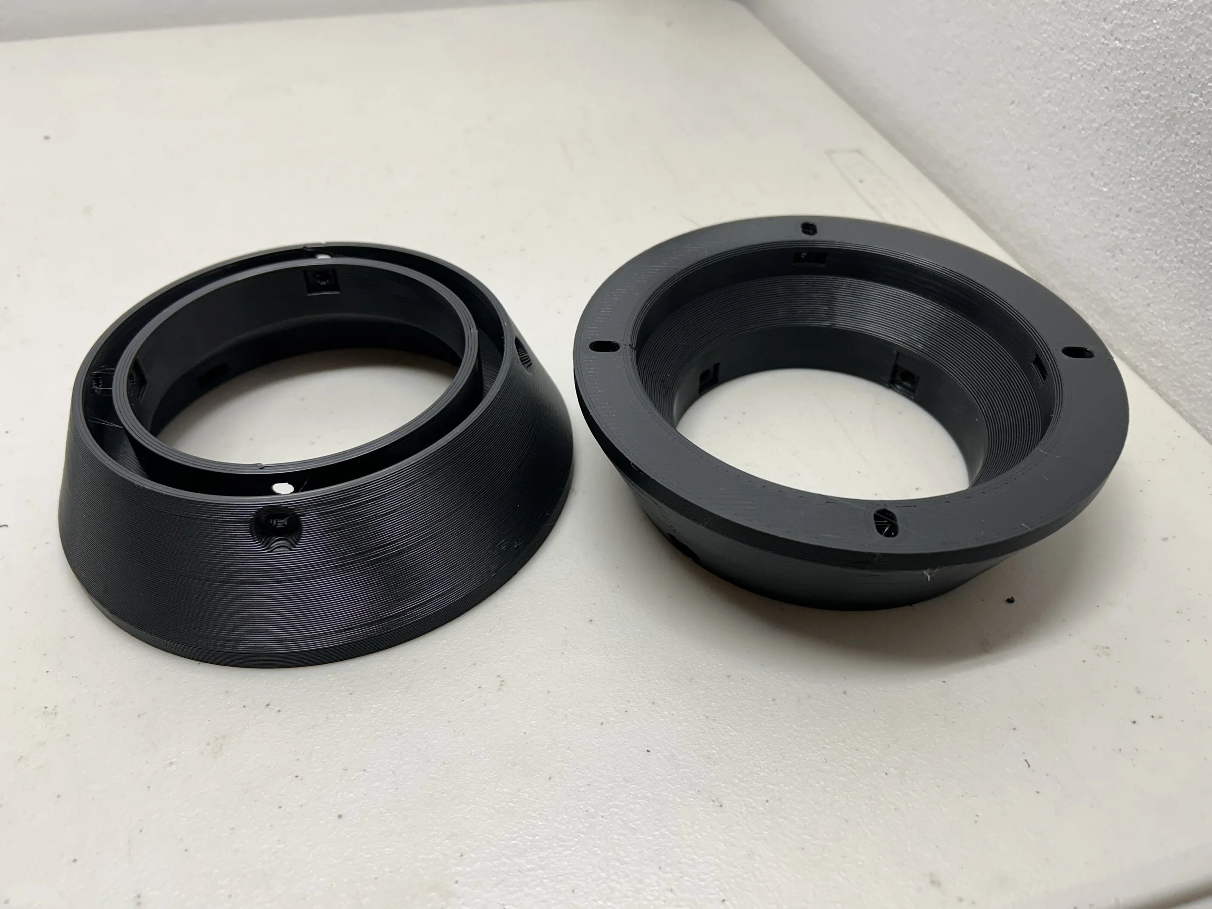 Motorcycle bedroll baffle mount 5.25" speaker