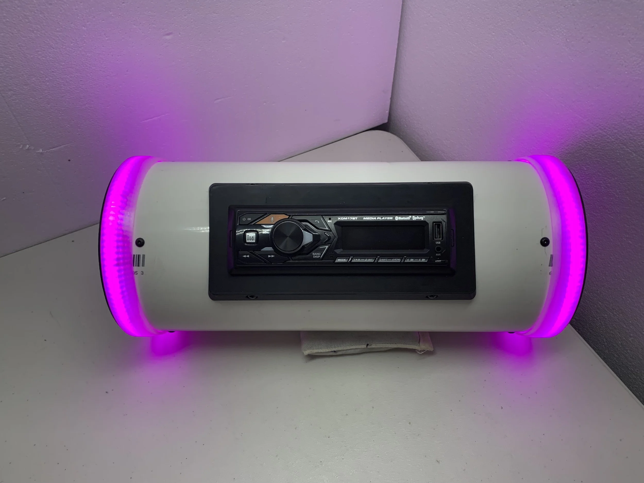 bedroll speaker magenta 4" led