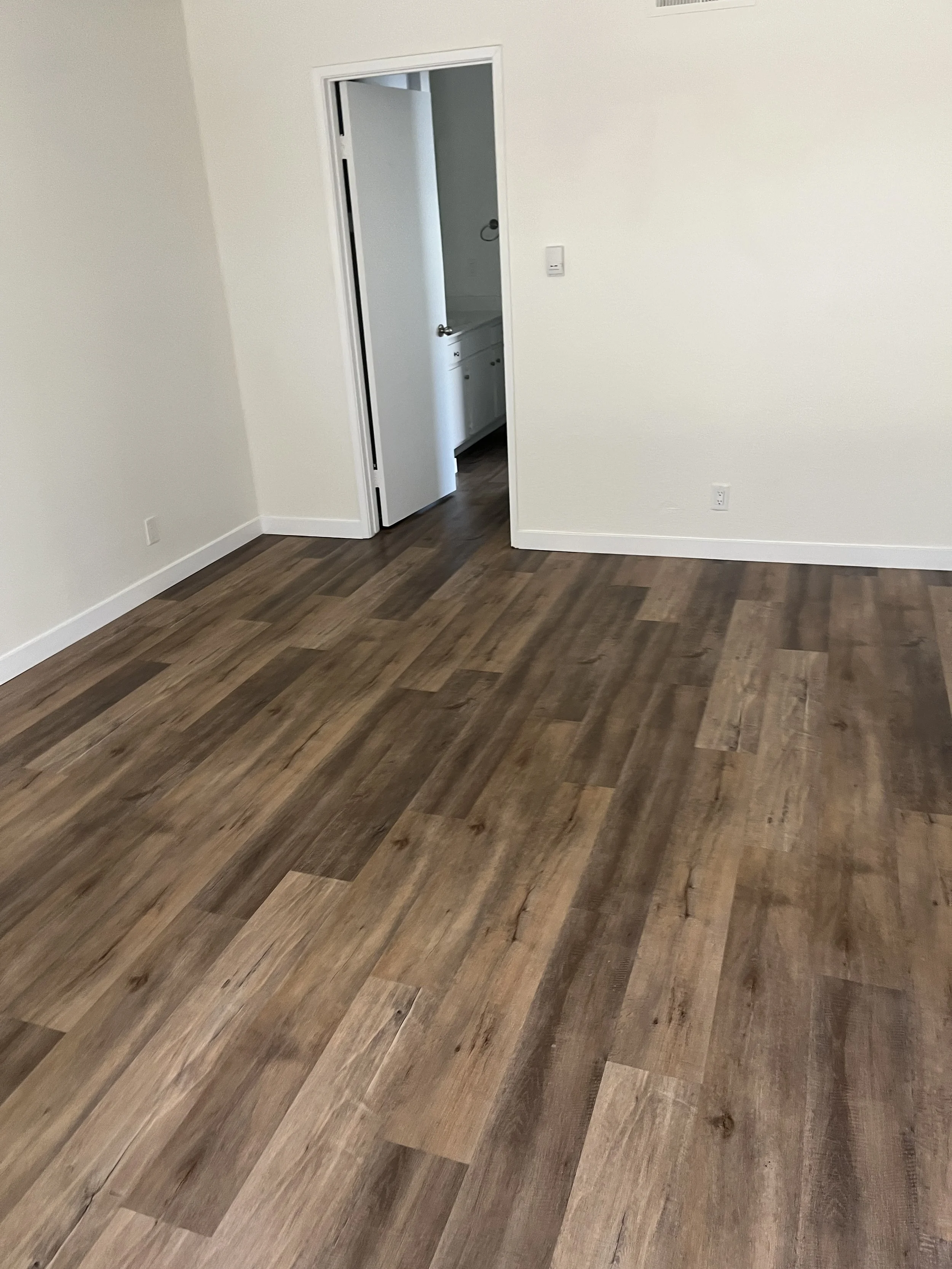 luxury-vinyl-plank-floor-cleaning-oceanside-ca-kitchen.JPG