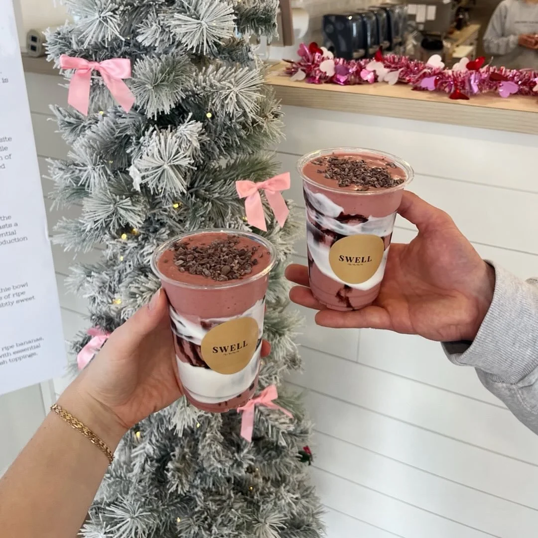 valentine&rsquo;s day is right around the corner and CHOCOLATE KISS drops tomorrow!! 🍓💋🍫🥤make it sweeter &amp; swap for coconut milk ✨

our sweetheart bowl returns this year &amp; a new festive cold brew wraps up this holiday line-up 💌 see you t