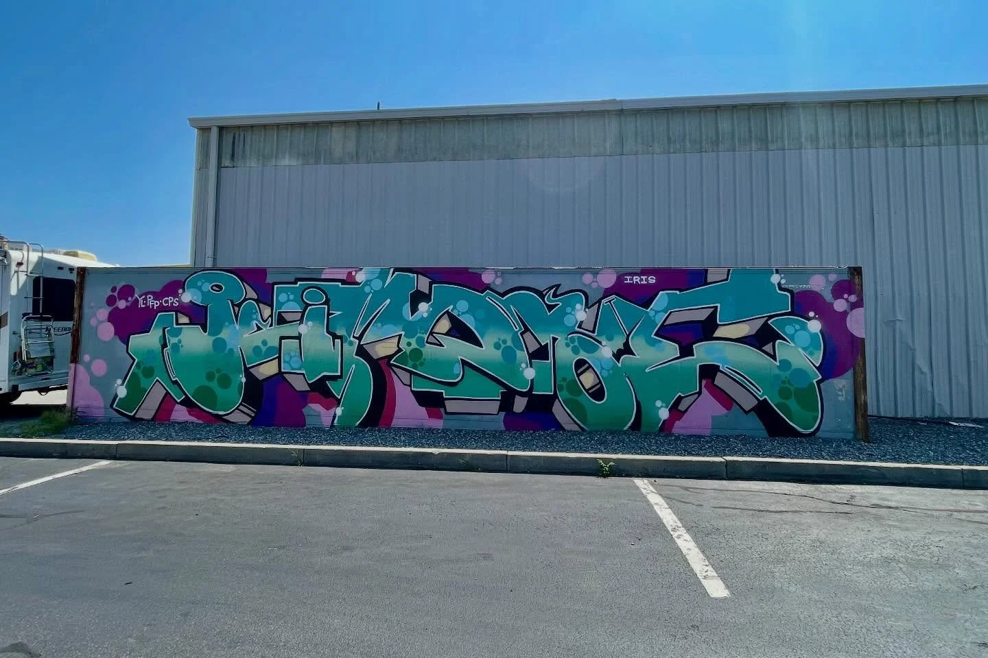 Way down on Dorchester Ave on the way to Southie, I saw this cool piece decorating a storage canister in a parking lot.  I love the style of this and its playfulness.  Admittedly this from warmer days, but I wanted to share it because i loved it.  If