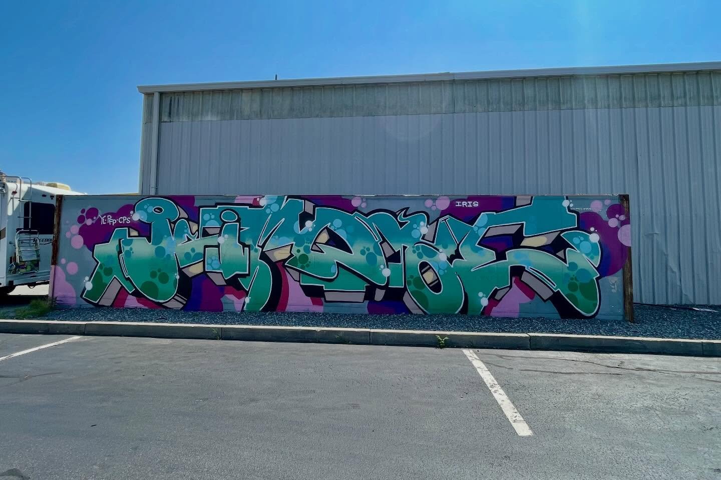 Way down on Dorchester Ave on the way to Southie, I saw this cool piece decorating a storage canister in a parking lot.  I love the style of this and its playfulness.  Admittedly this from warmer days, but I wanted to share it because i loved it.  If