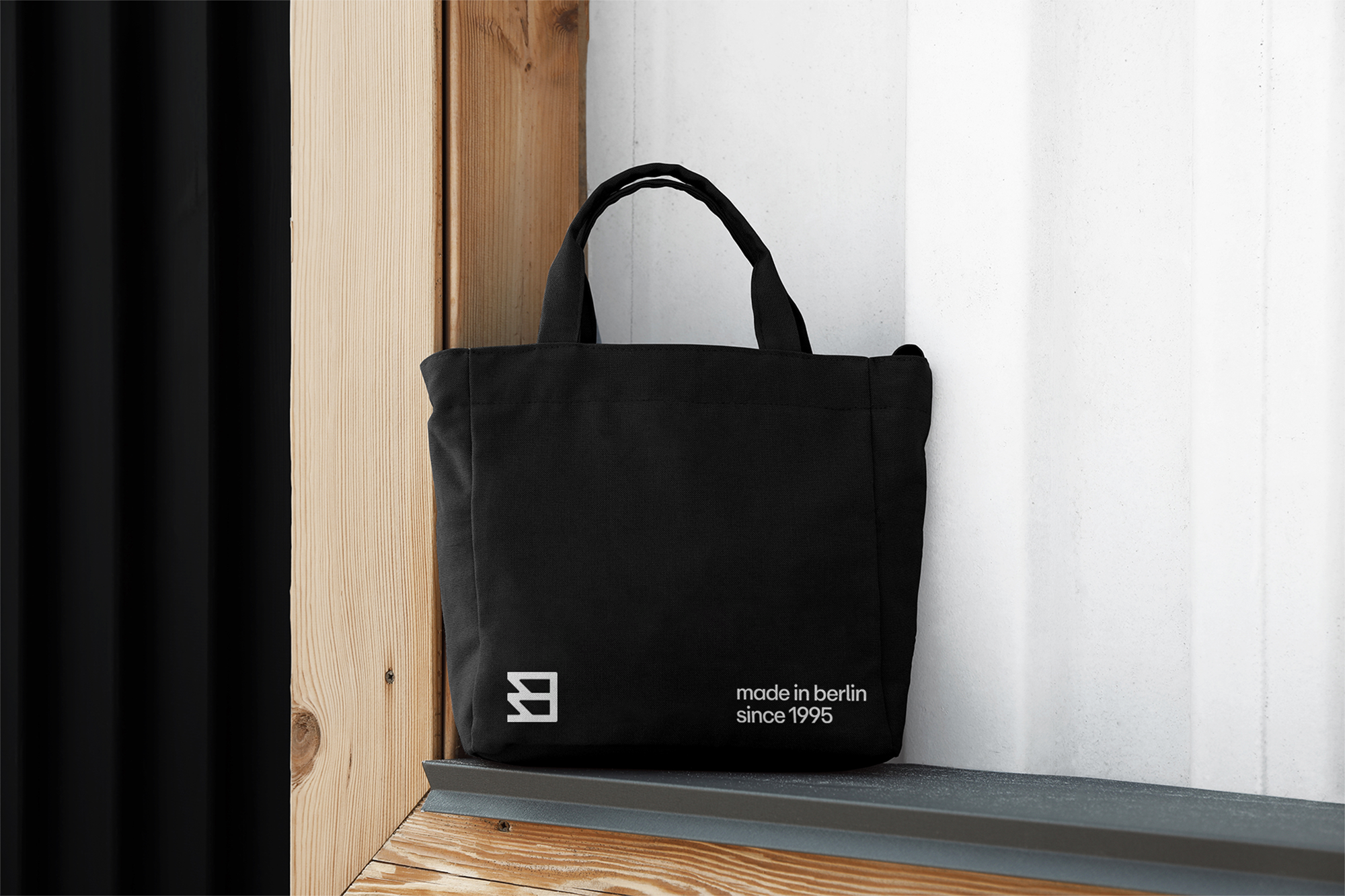 Collateral_Totebag.png