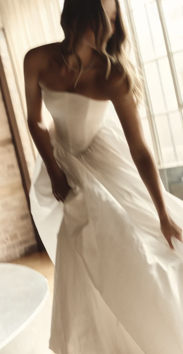 Bristol Brides! Discover New Styles of Grace Loves Lace featuring the ‘Unscripted Collection’.