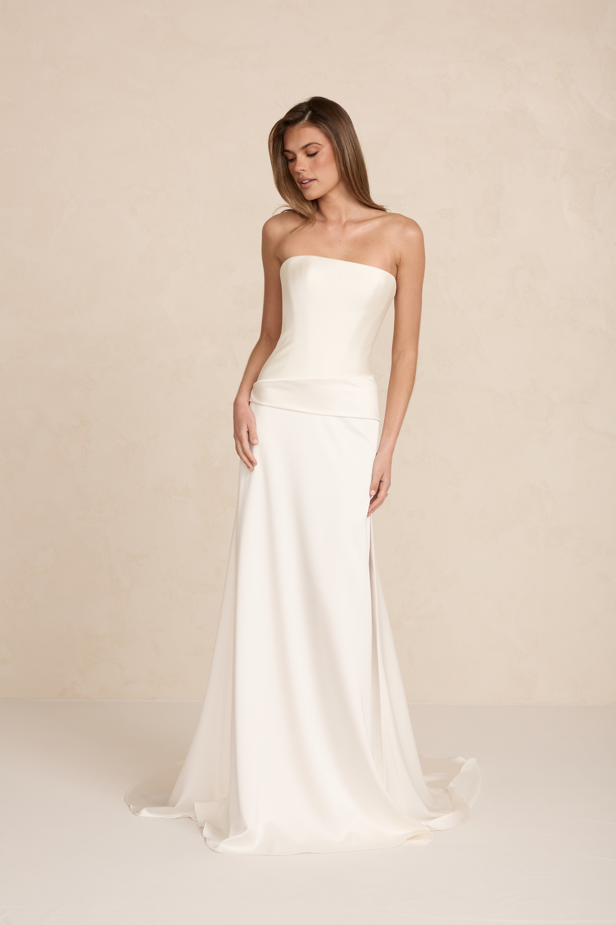 MWL_BRIDE_ANDIE_WEDDING_DRESS_2.jpg