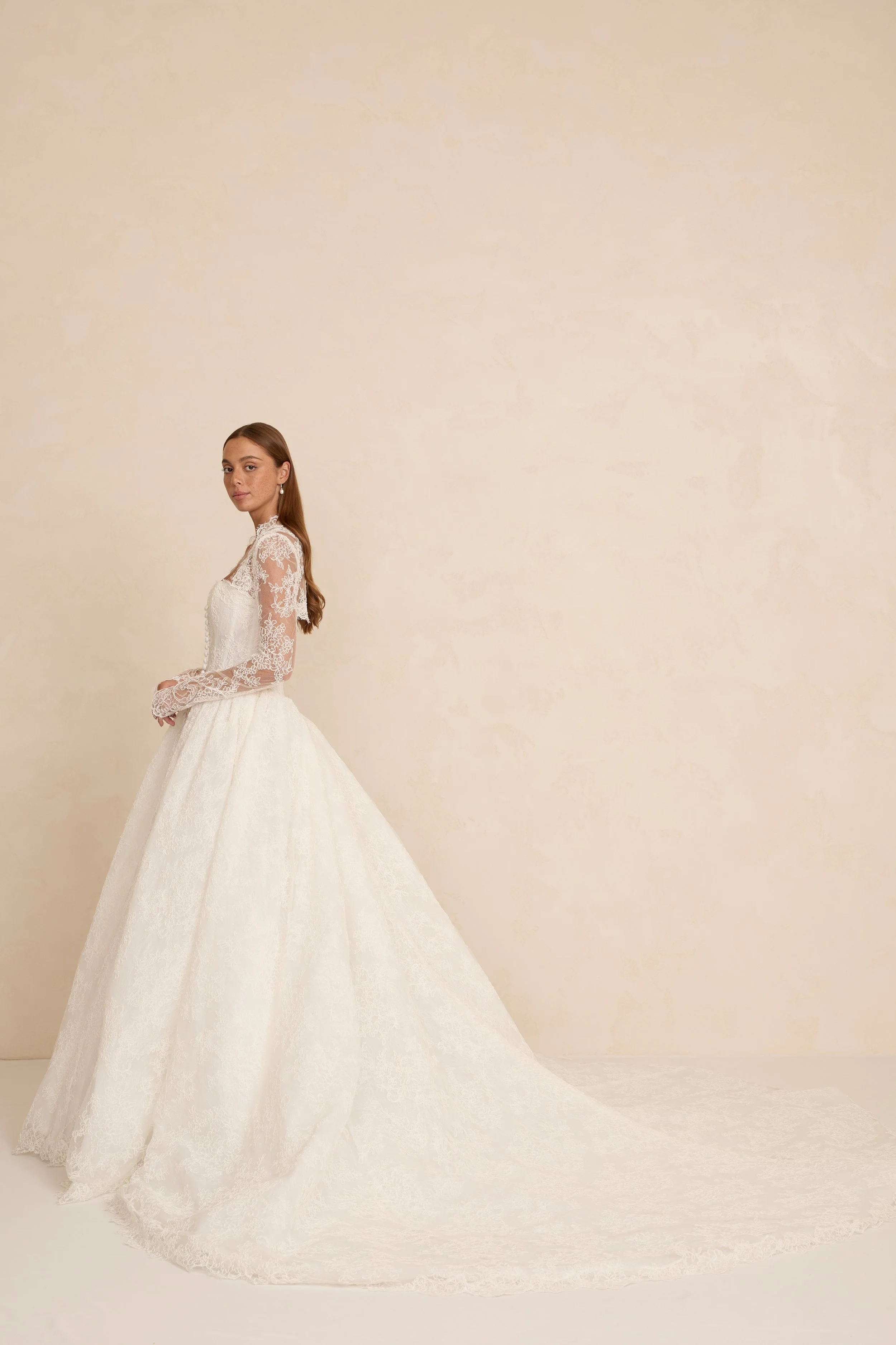 MWL_BRIDE_RUE_WEDDING_DRESS_16.jpg
