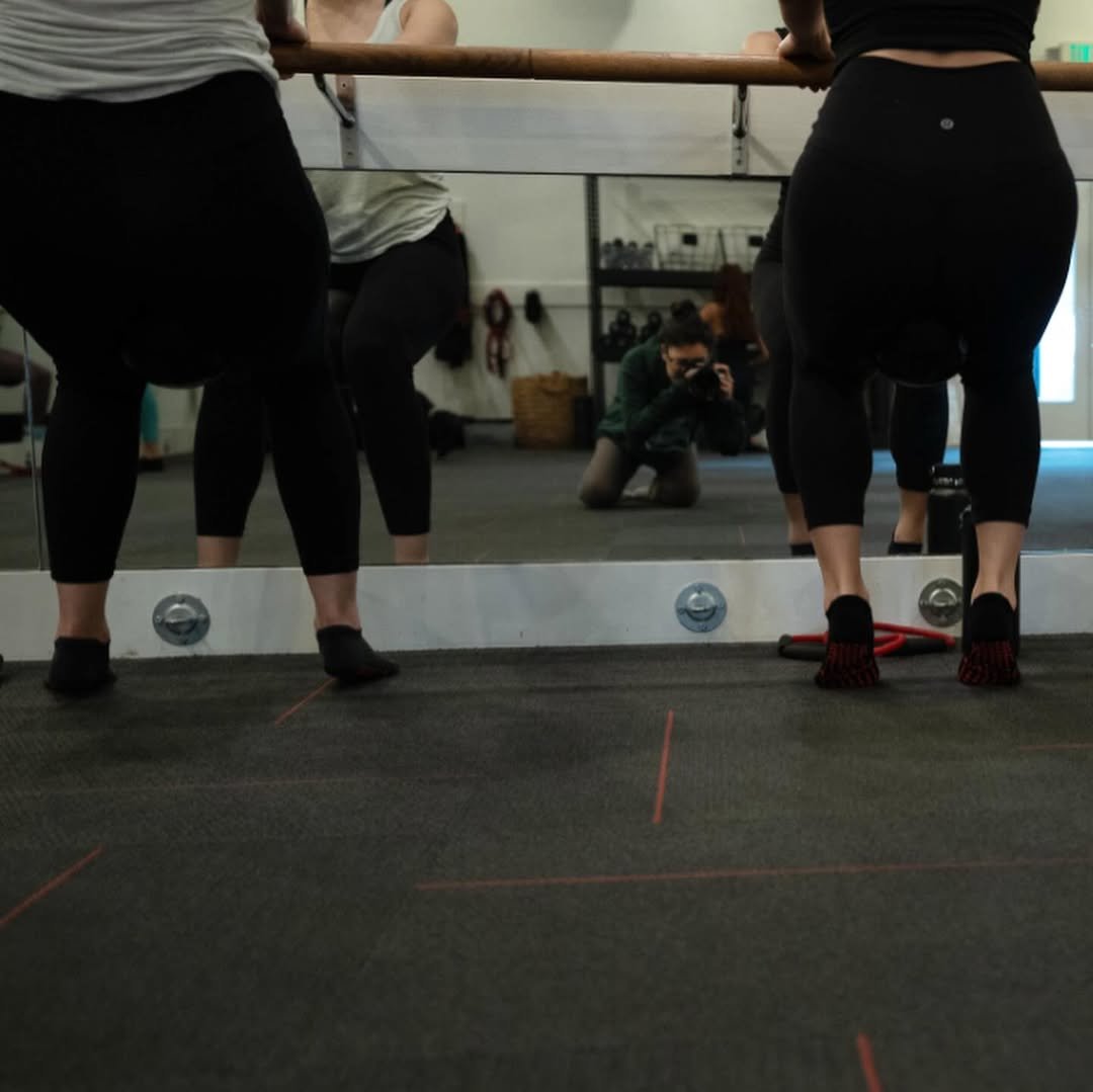 Throwback to last month’s @careerwomin x @purebarresea event! We had an amazing time sweating it out with a #barre workout. Did you know barre combines yoga, pilates, and ballet It’s the perfect way to connect and get fit together (3).jpg