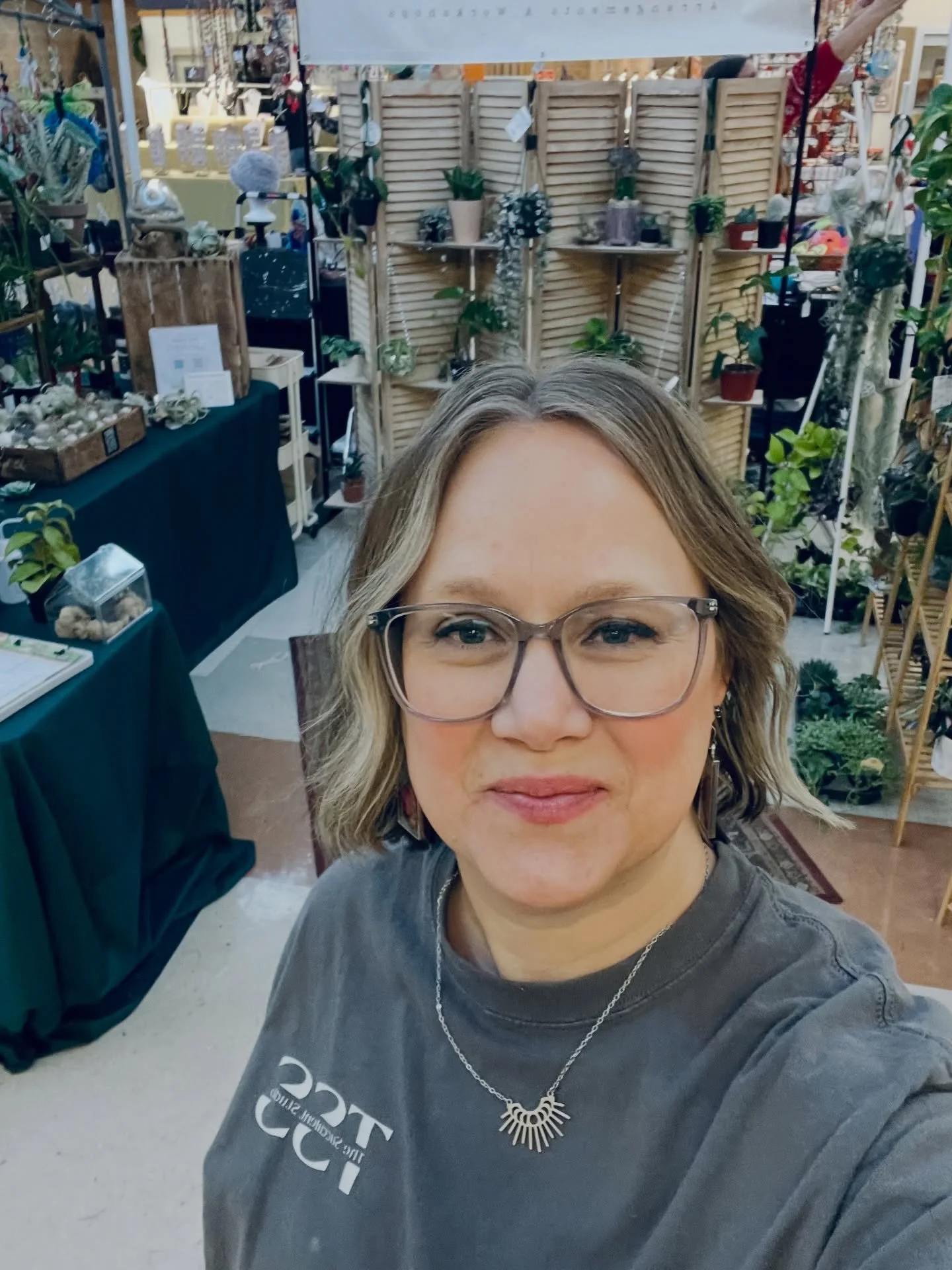 Merry Christmas! 🎄 
I received more than I could have imagined this year!! Thank you to all of you for being here, for referring TSS, for cheering me on, and for shopping small. 🫶🏻