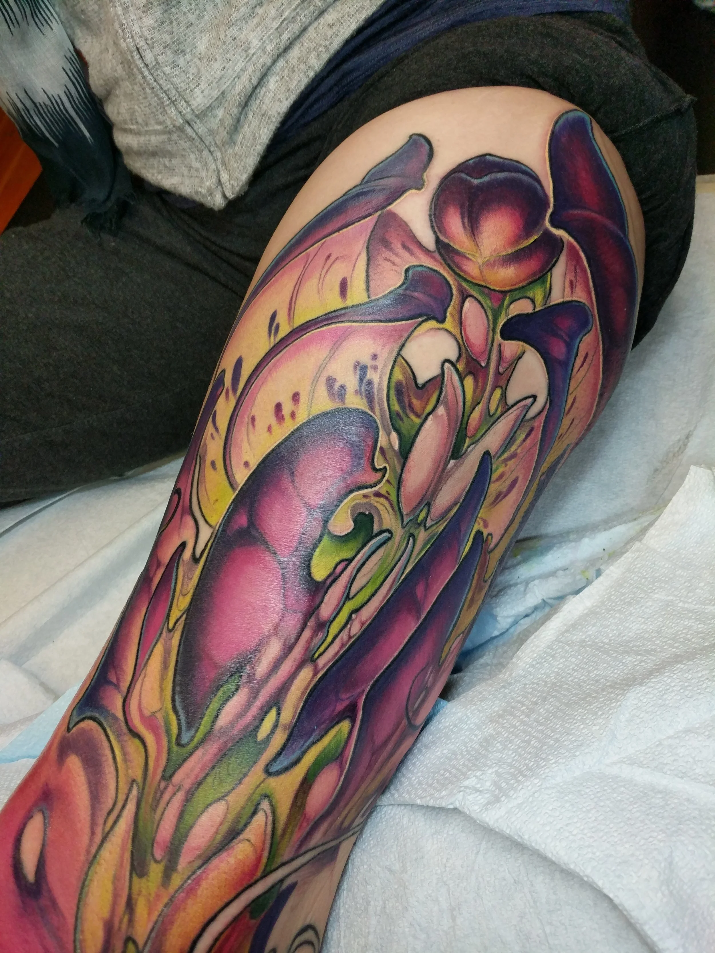 biomechanical, orchid, sleeve tattoo, abstract tattoo, bio-flow, Kaija Heitland, colour sleeve, vancouver island, Canadian tattooer, black and grey tattoo, biomech,Backpiece, mantis, praying mantis, art nouveau tattoo, floral tatttoo, art deco tattoo