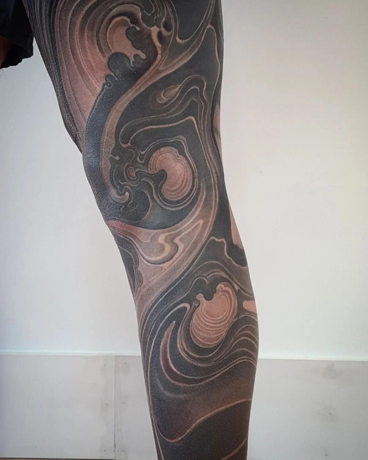 Something I started working on 5 years ago in Germany and finally had a chance to finish! I am super excited about this kind of work! More Blackwork please!