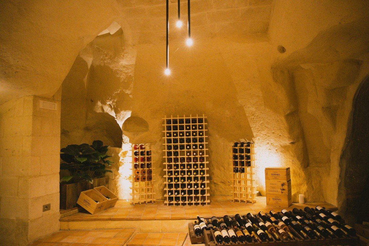 ERA CONVIVIALE CAVE RESTAURANT