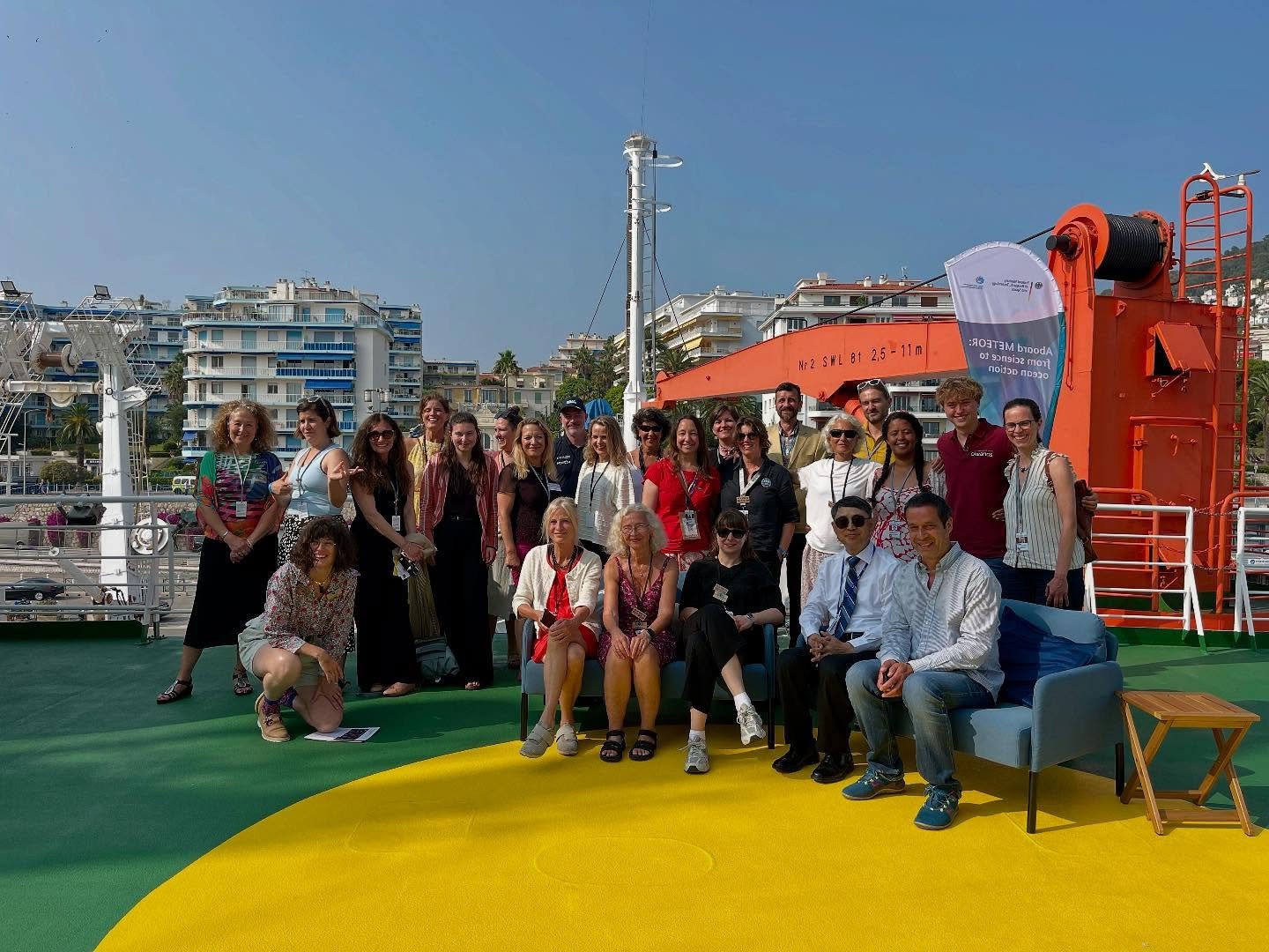 An Bord des Forschungsschiffs RV METEOR fand w&auml;hrend der dritten Ozeankonferenz der Vereinten Nationen (UNOC3) 2025 in Nizza eine zentrale Veranstaltung zur Bildung einer Allianz gegen den Verlust der biologischen Vielfalt im Meer statt. Die Mee