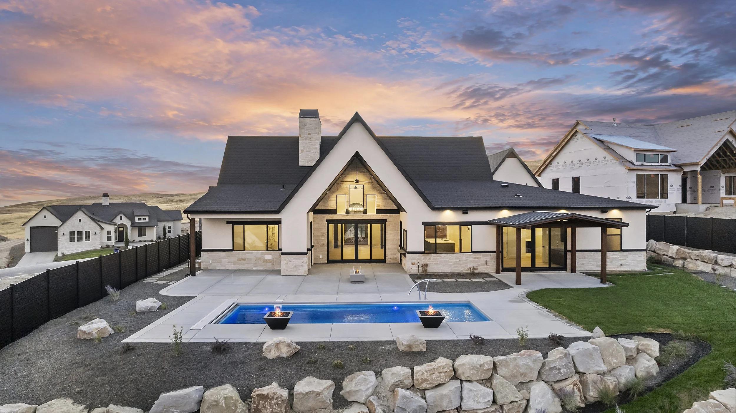 126-7068 N Cairnhill Wy_006.jpg