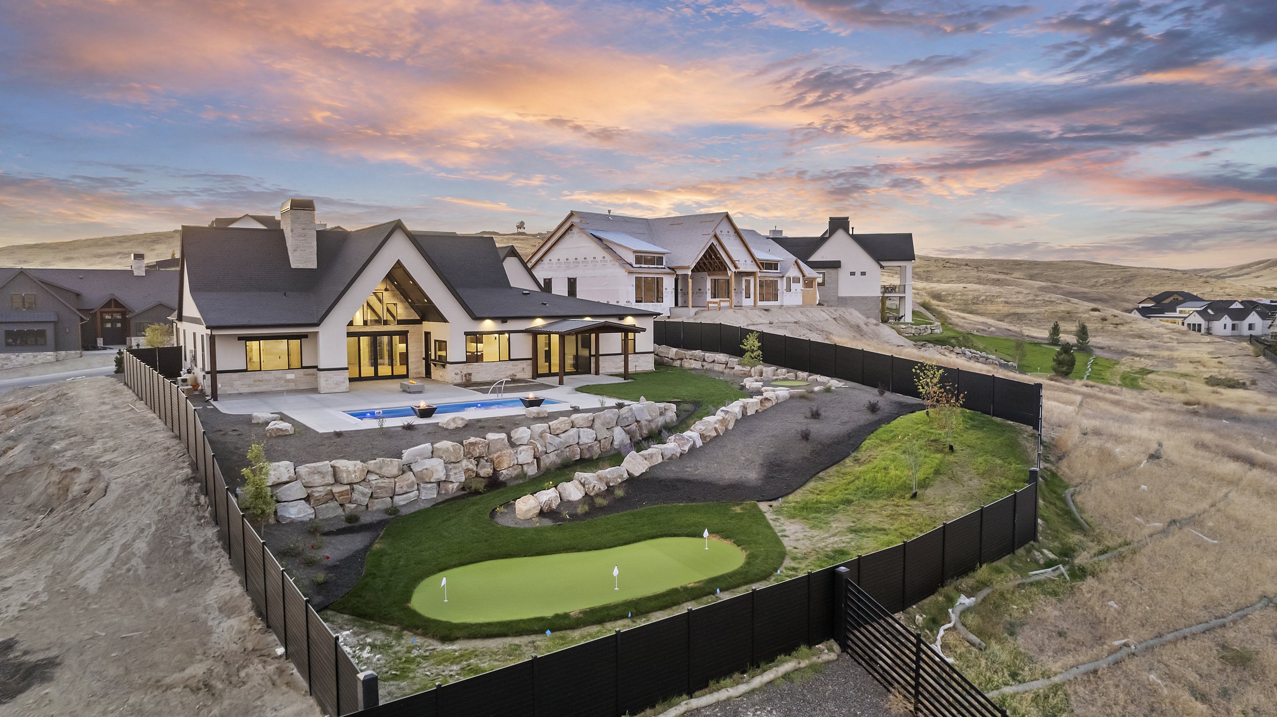 128-7068 N Cairnhill Wy_008.jpg