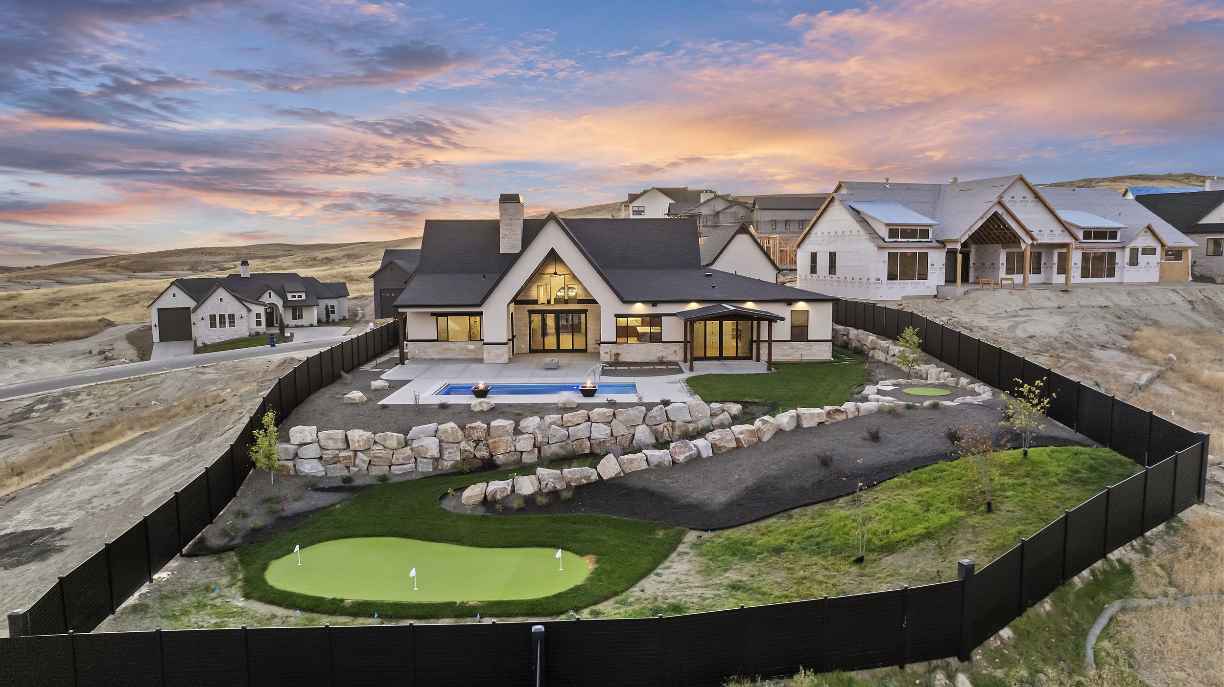 125-7068 N Cairnhill Wy_005.jpg
