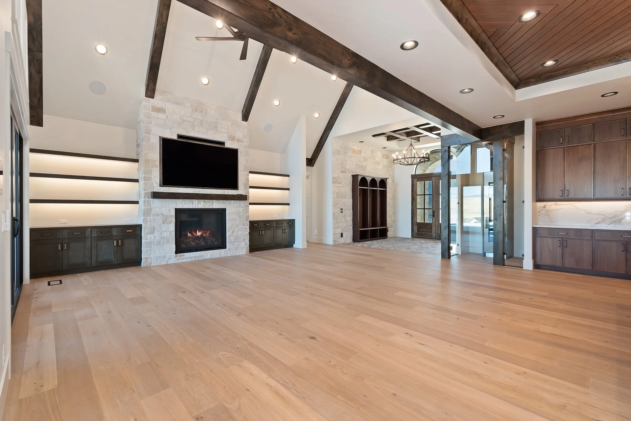 072-7068 N Cairnhill Wy_072.jpg